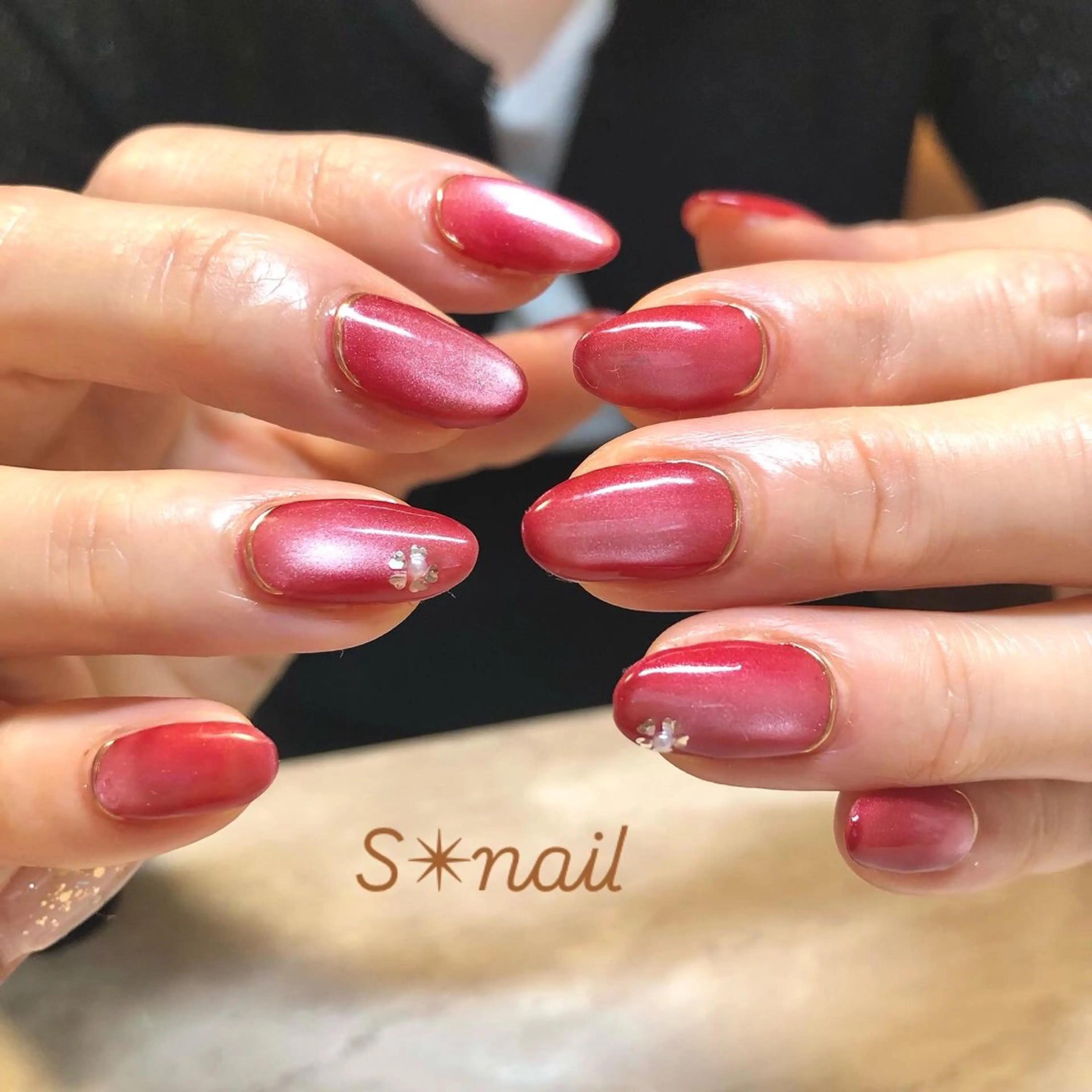 ネイル ホログラムネイル S nailのネイルデザイン