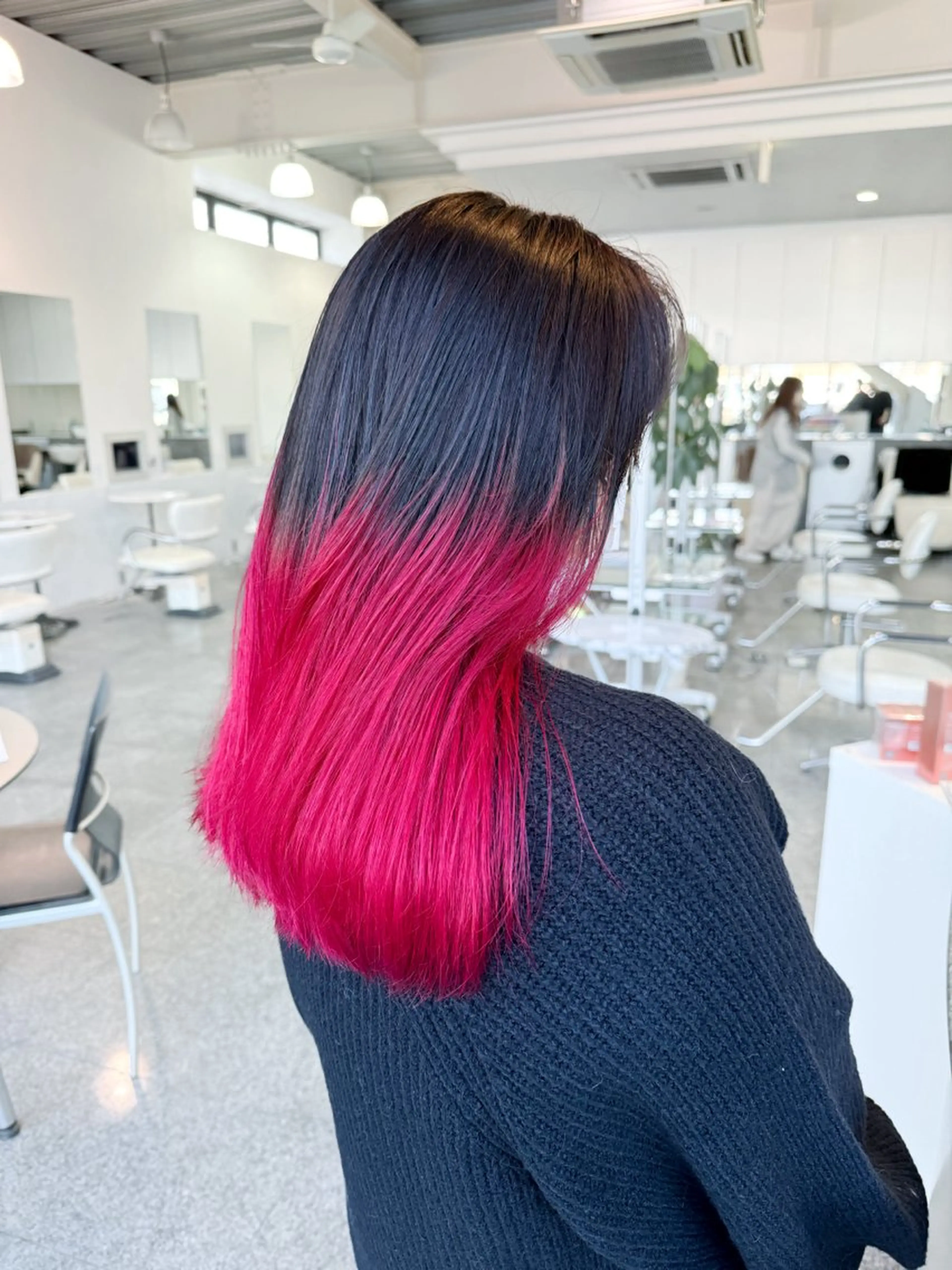 ロング カラー ブリーチ 🫧ヒシダアキ taboo.i🫧のヘアスタイル