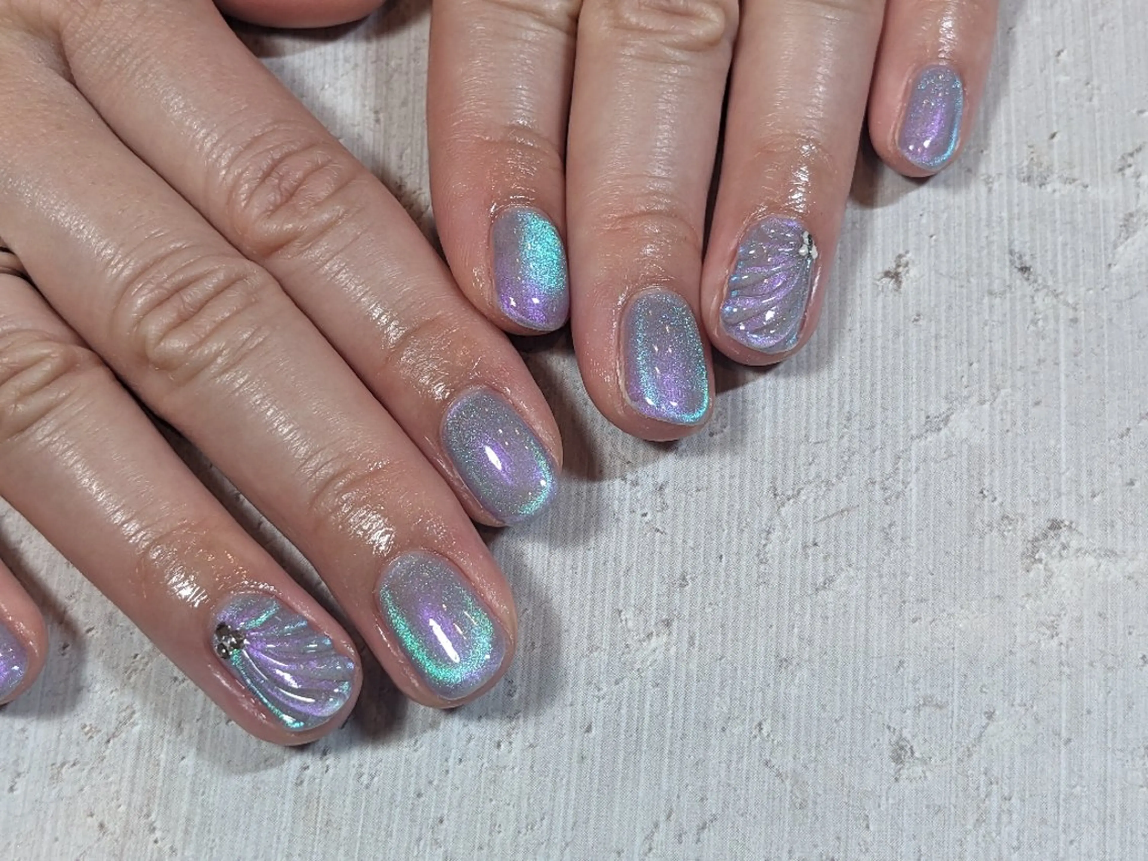 ネイル アートネイル マグネットネイル ワンカラーネイル ウダズシェイプス 〜柏ネイルサロン〜のネイルデザイン