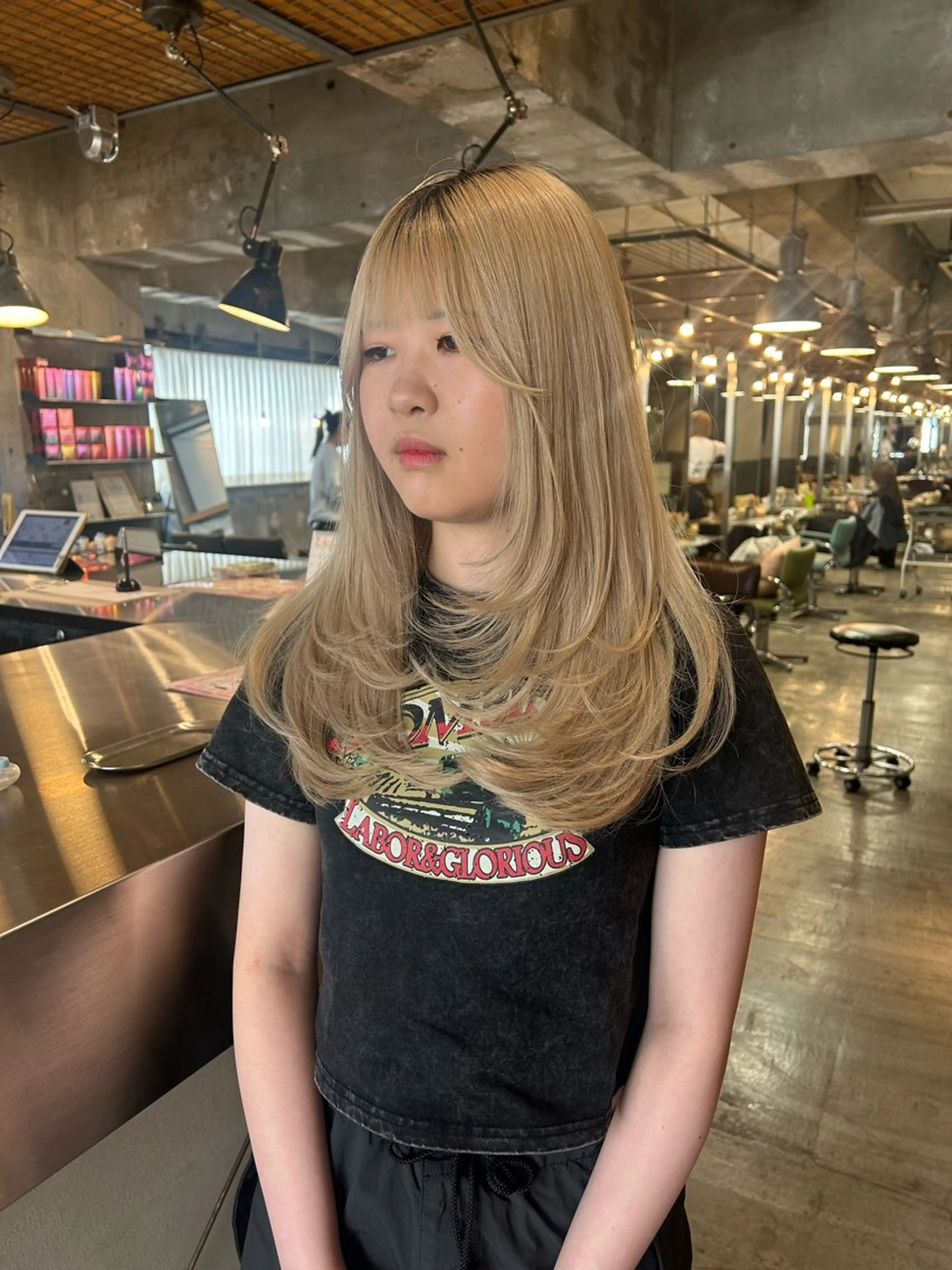 セミロング カラー レイヤーカット カット 海外レイヤー /NAGISAのヘアスタイル