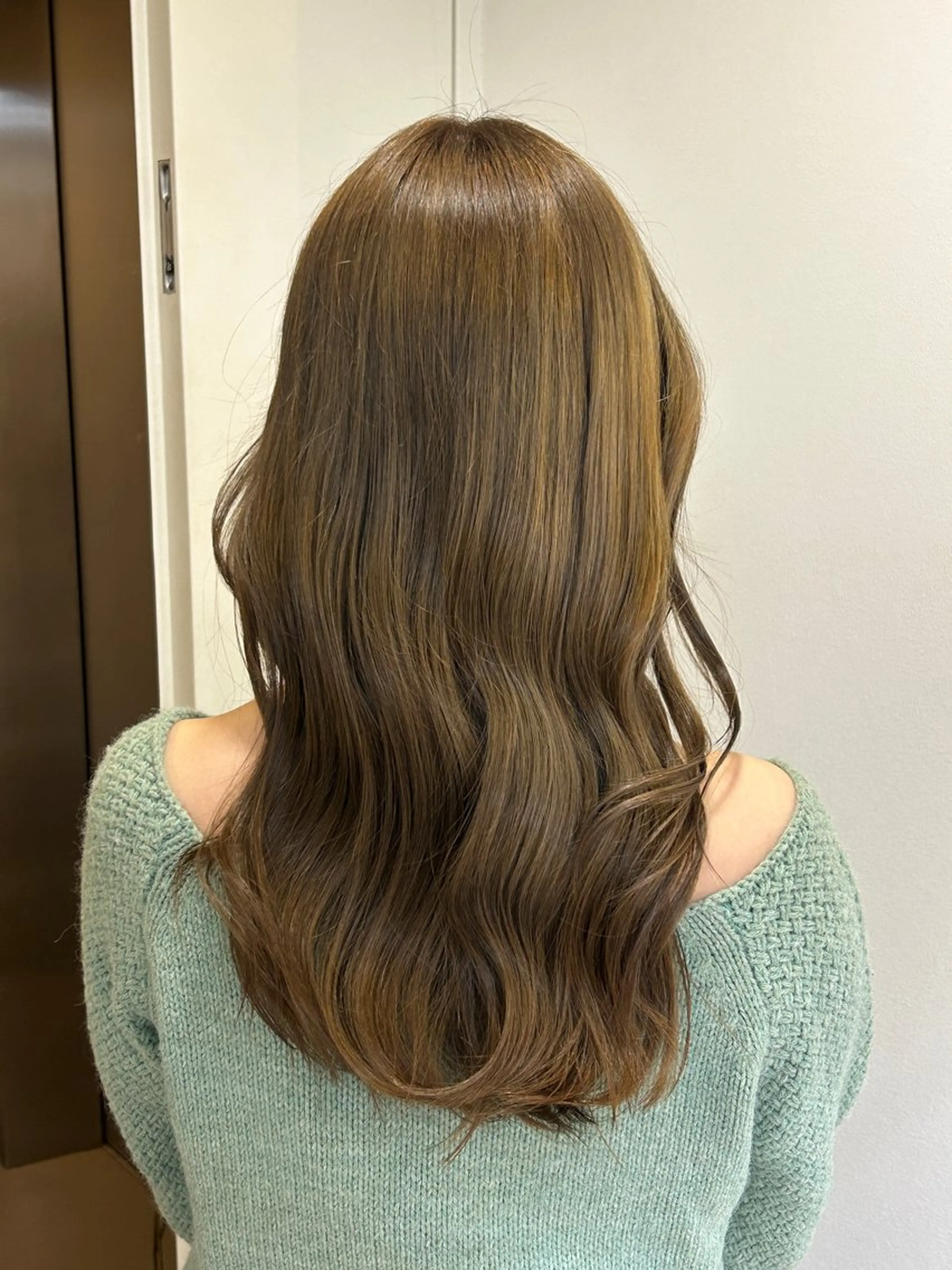 ケアブリーチ【木・日曜日限定！】補強材+アルカリ除去💡の写真