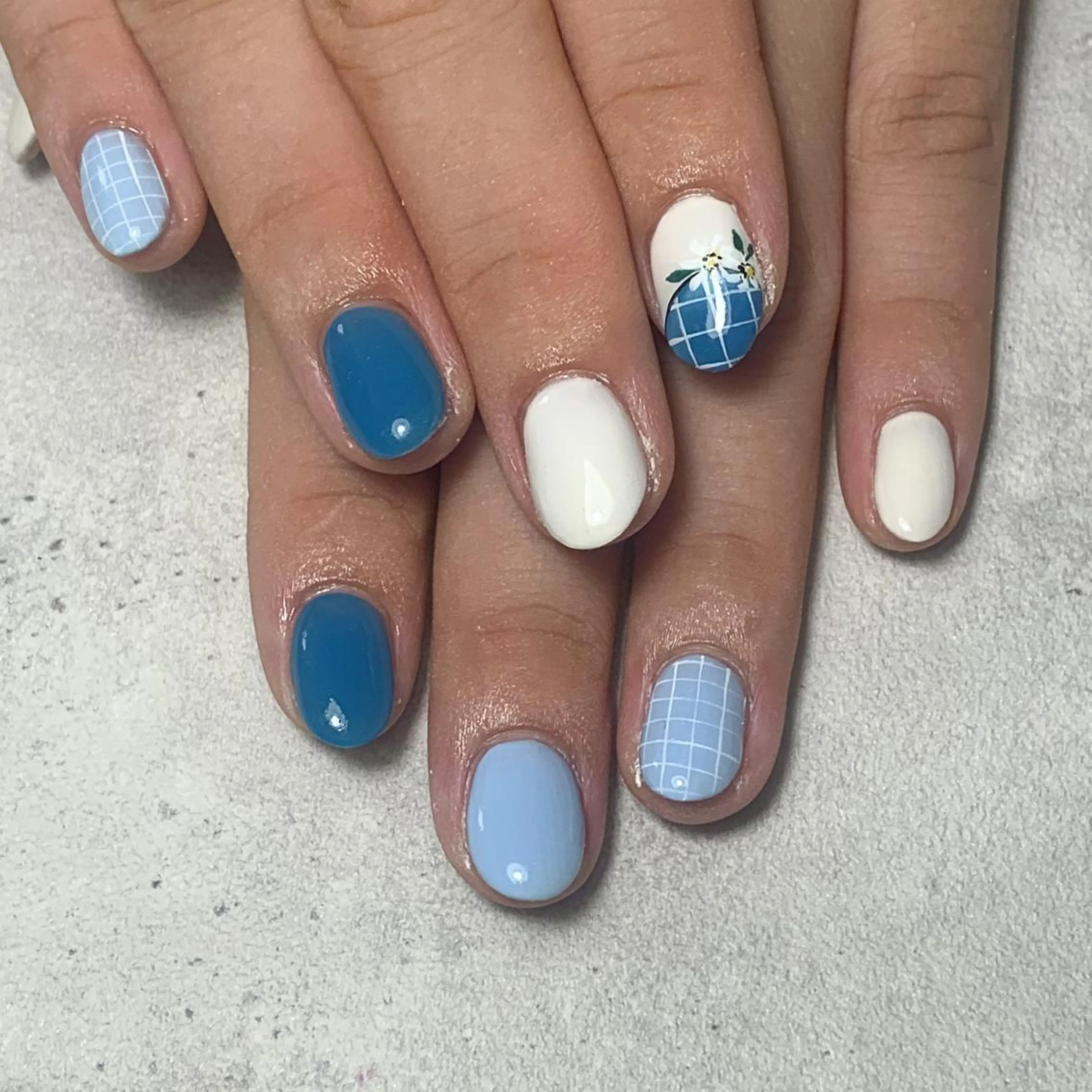 ネイル FIORITURA aiのネイルデザイン