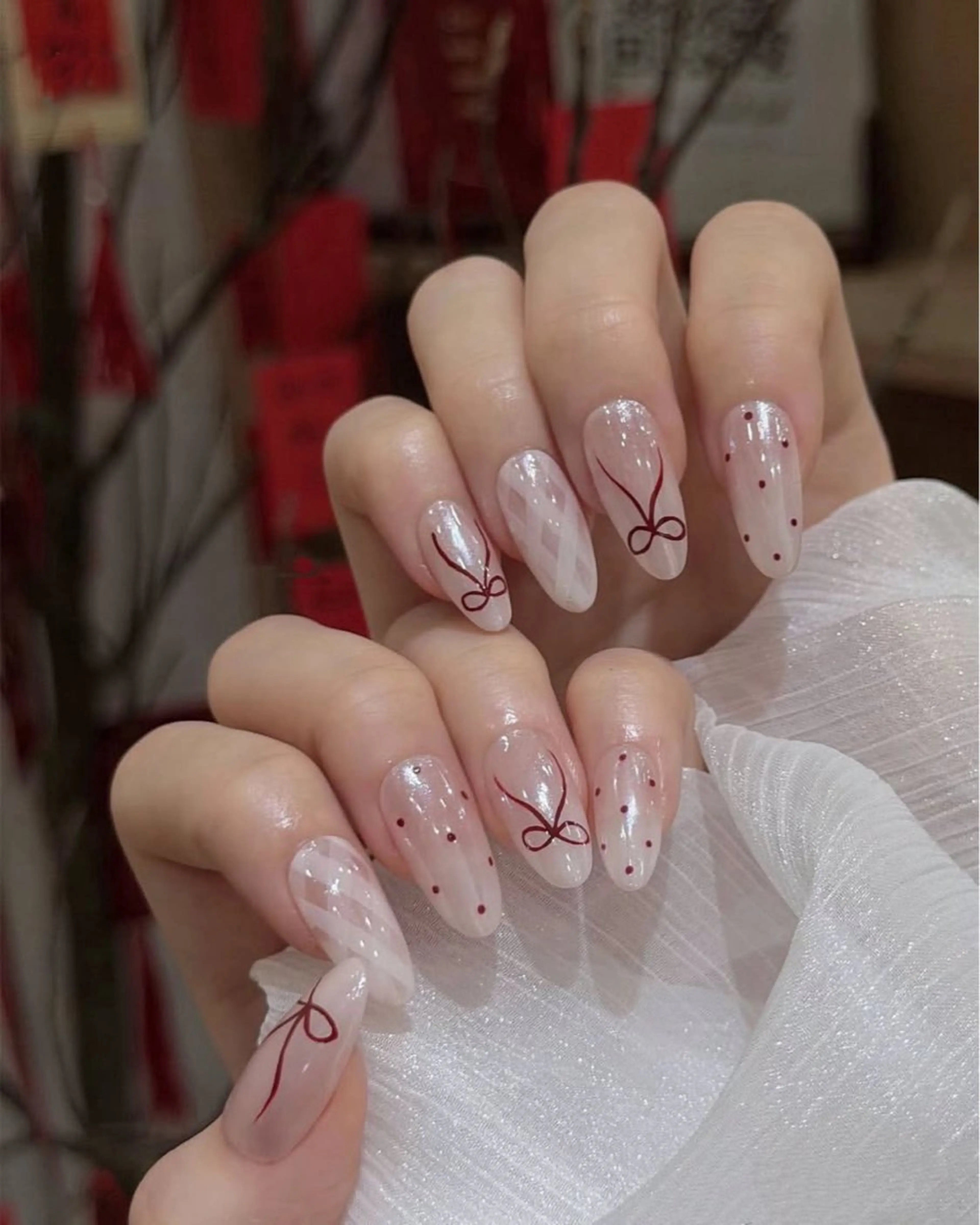 ネイル ドット 長さ出し リボン 春ネイル ハンドネイル YURI NAILのネイルデザイン