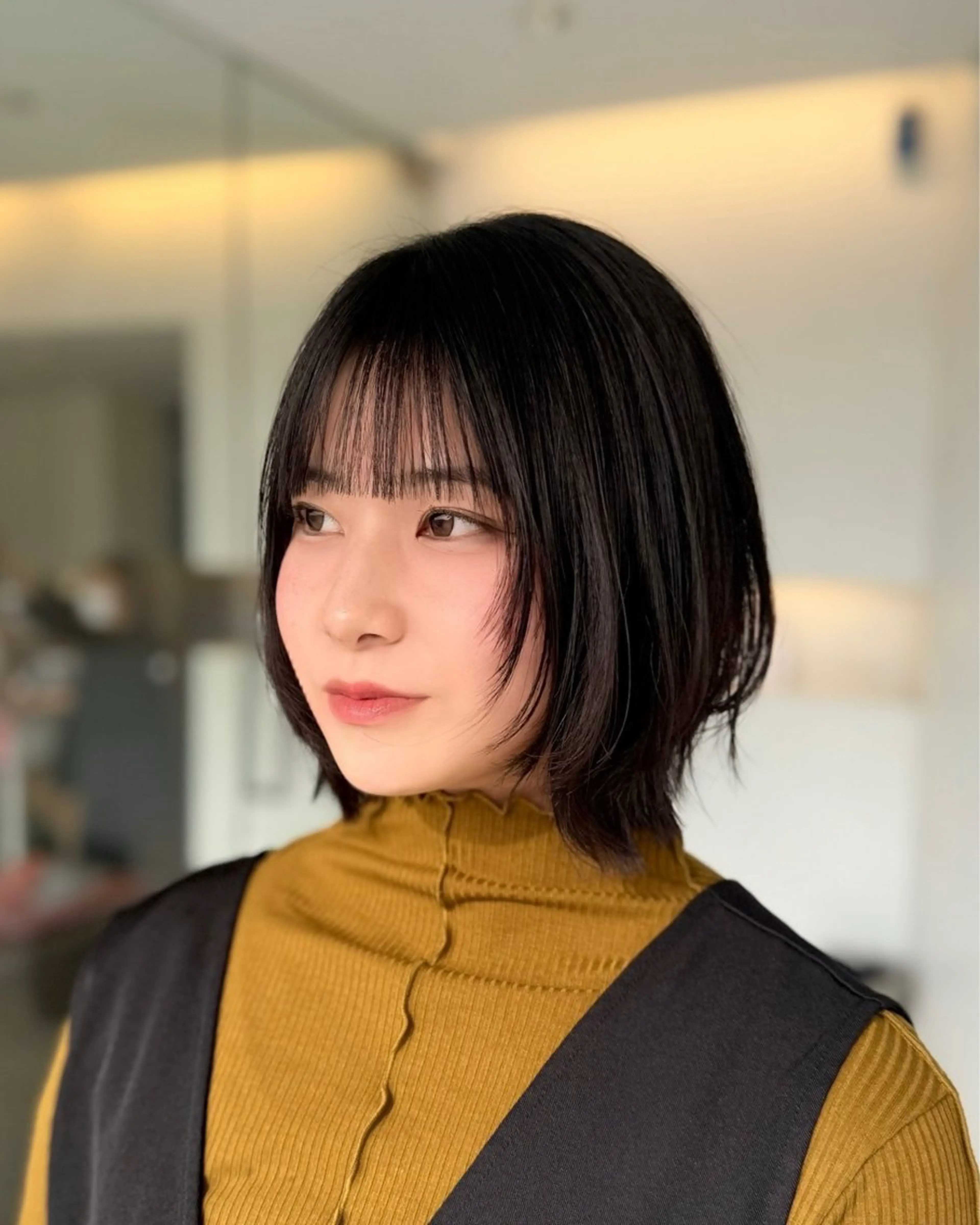 ショート ボブレイヤー ボブ 顔周りカット レイヤーカット 小顔カット 中西 リナのヘアスタイル