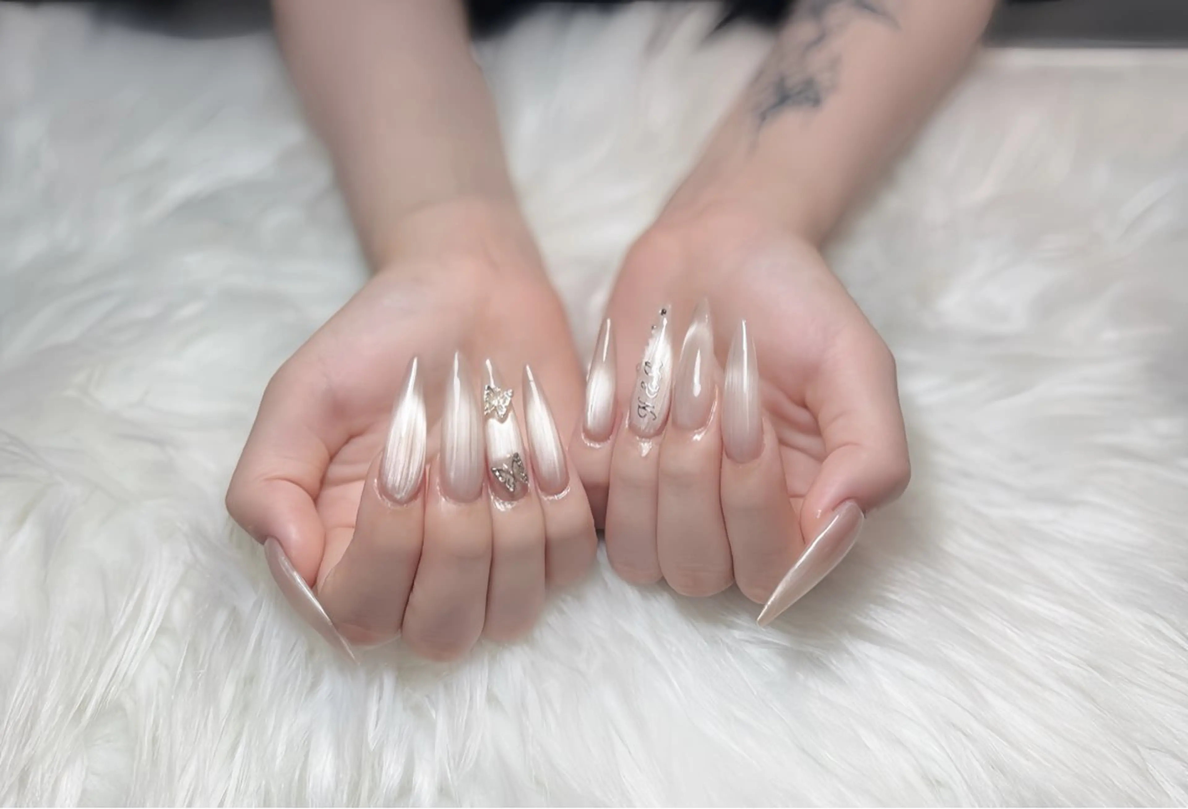 [スカルプ]長さだし10本　マグネットネイル🧲の写真