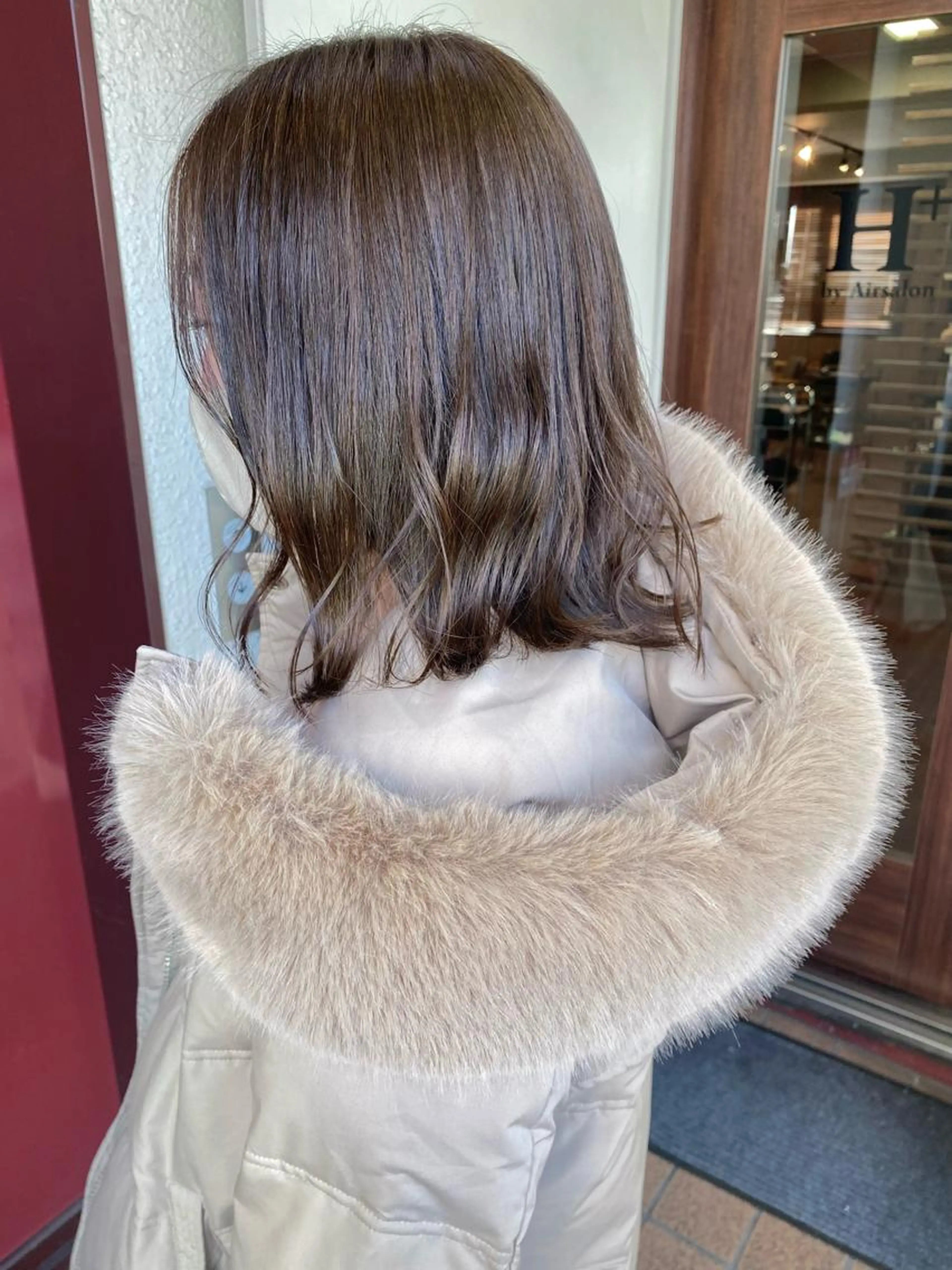 【ダメージレスカラーで艶髪✨】カット+ケアカラー+クイックトリートメントの写真