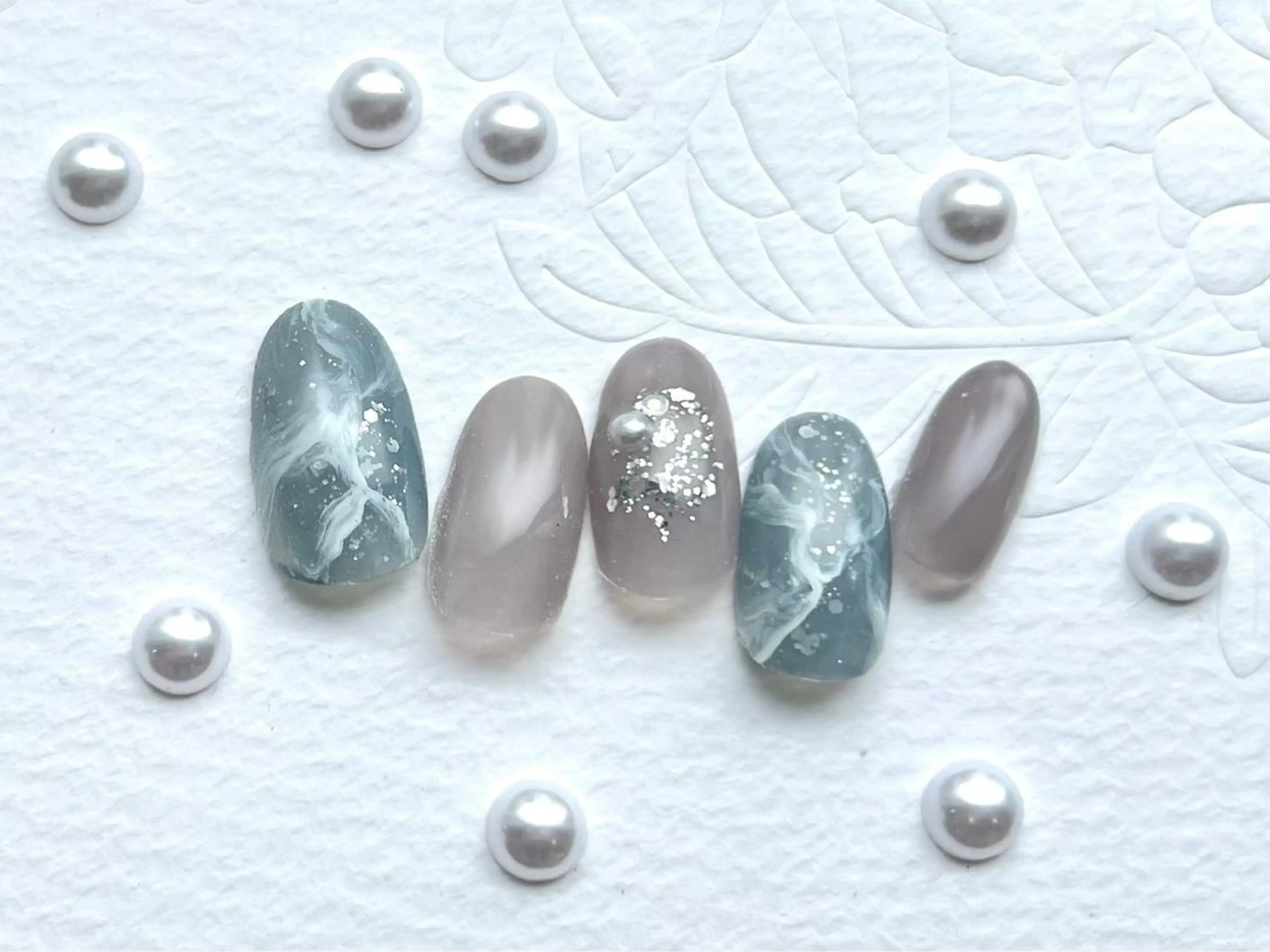 ネイル ハンドネイル アイ.ネイリスト りこの眉毛・アイブロウイメージ