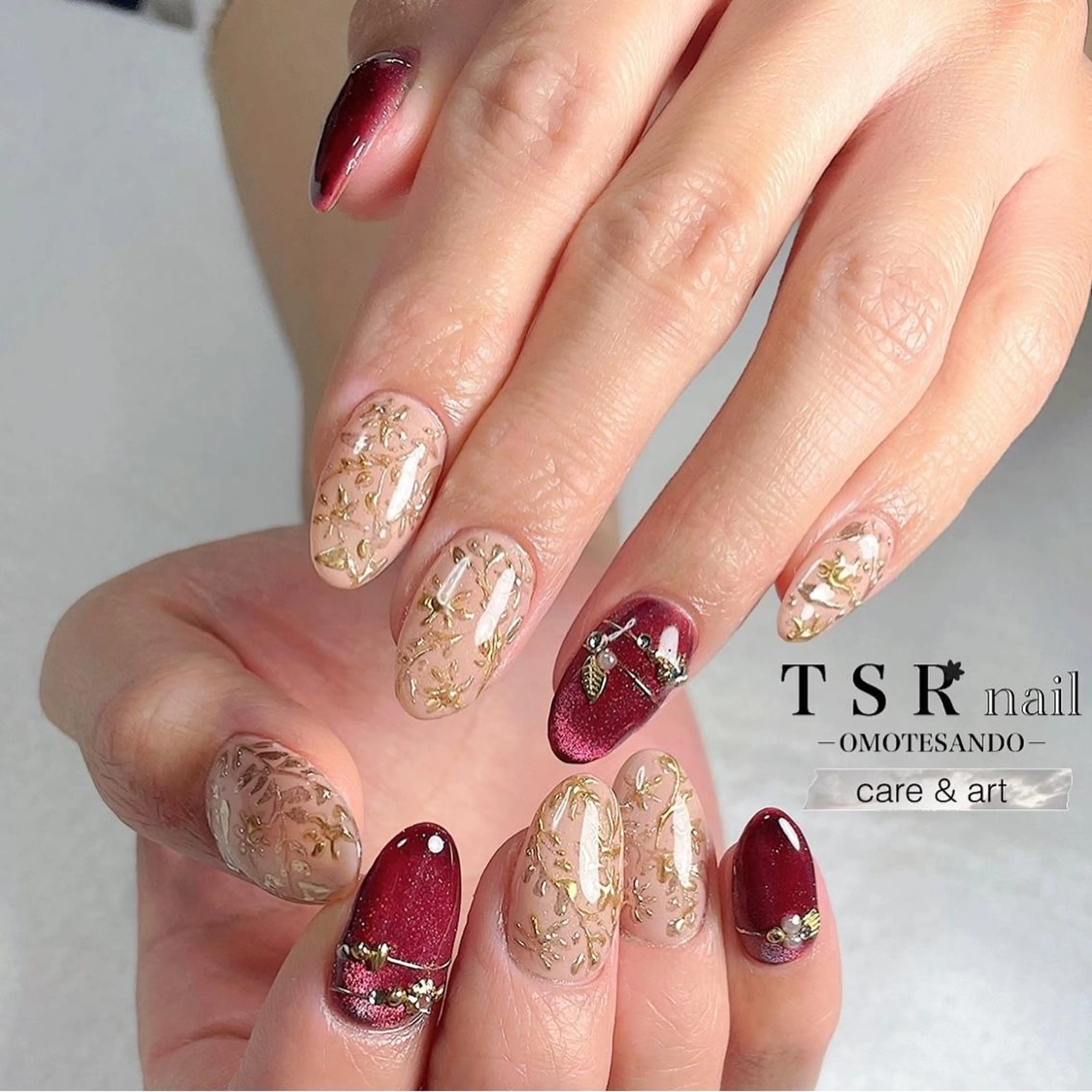 ネイル ジェルネイル マグネットネイル 持ち込み パラジェル ネイルチップ ハンドネイル ハンドケア 爪咲 りり花のネイルデザイン