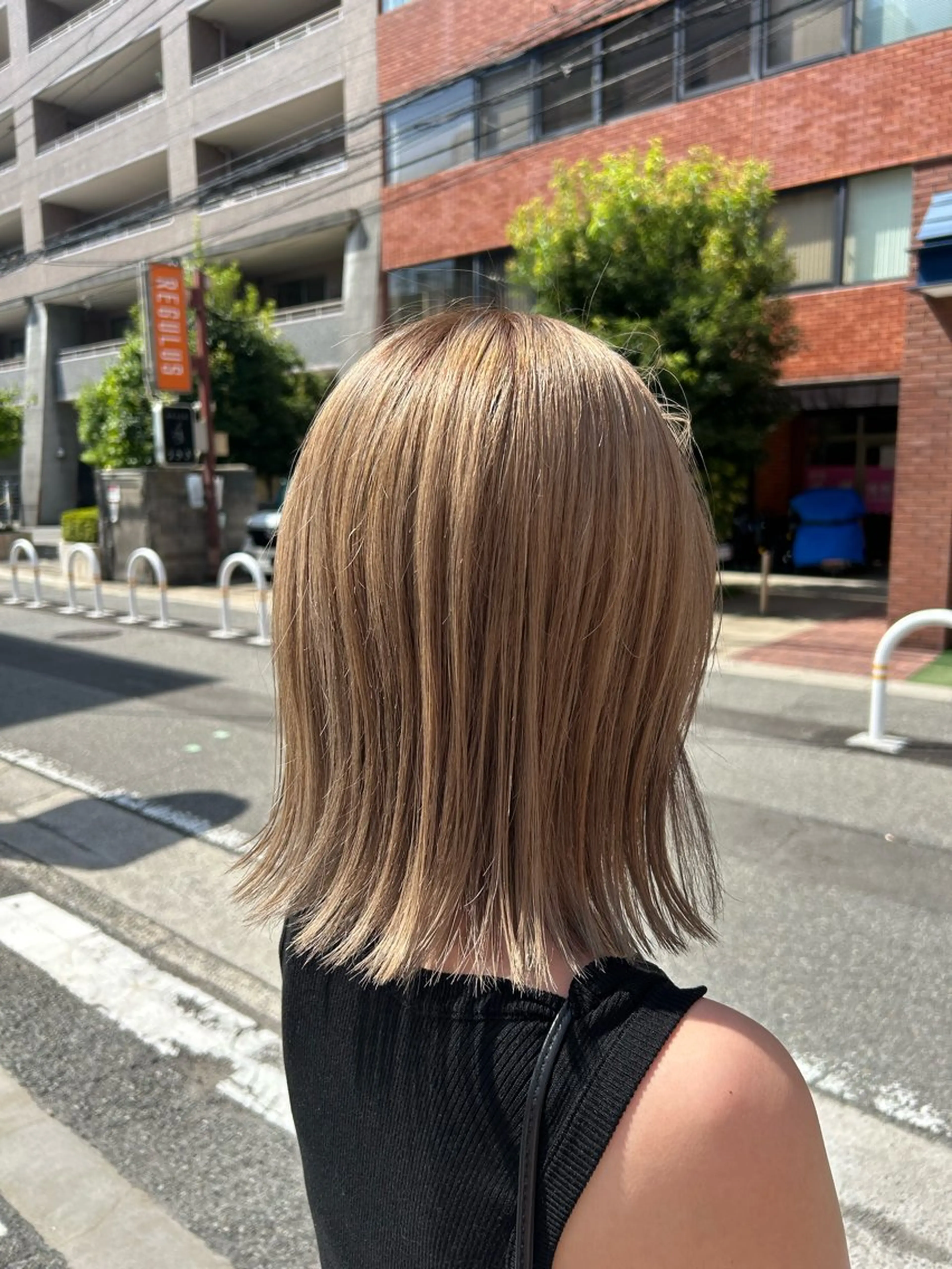 カラー グレージュ ヘアカラー 西村 優那のヘアスタイル