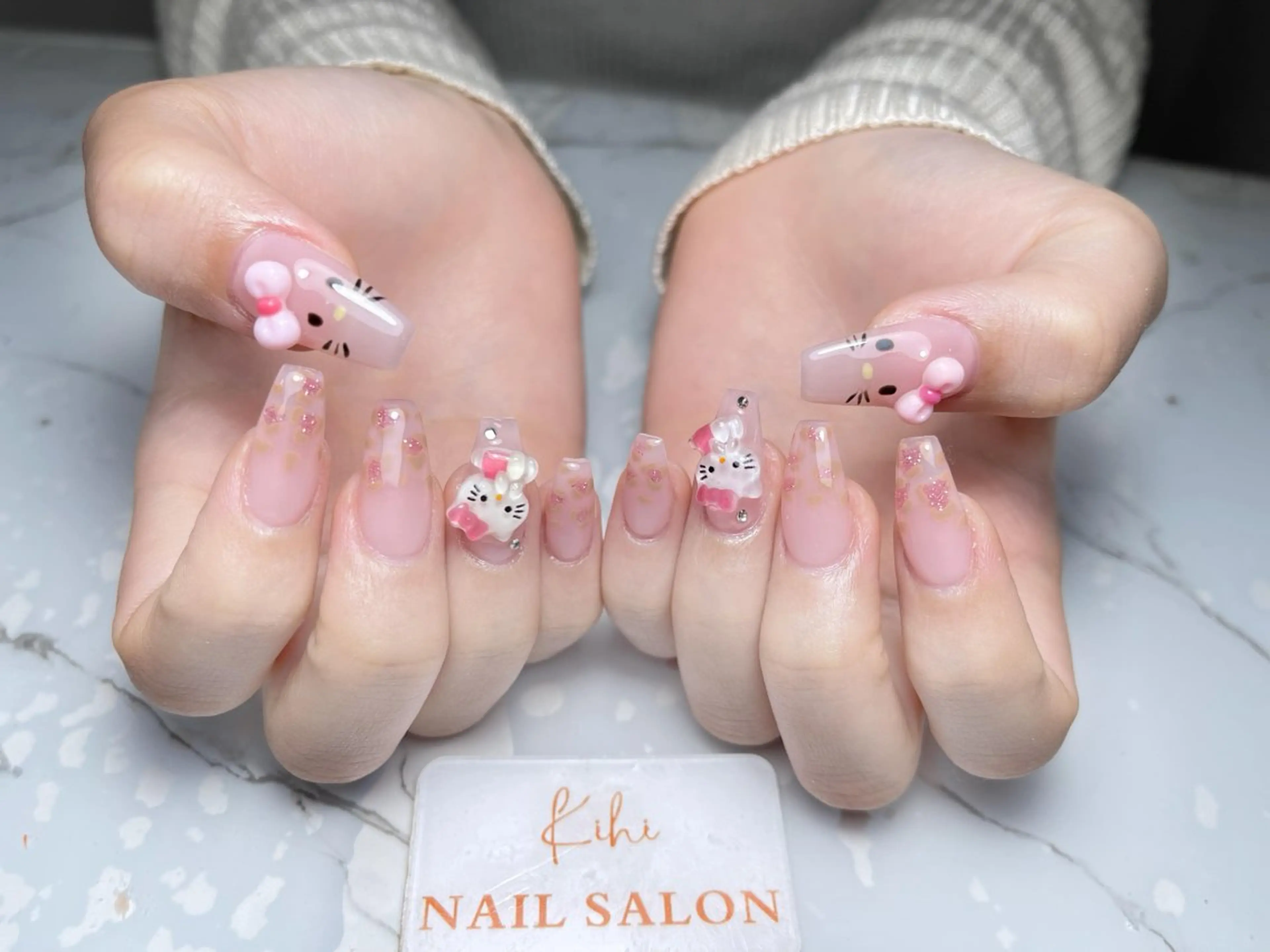 ネイル アートネイル フレンチネイル ジェルネイル グラデーション 韓国ネイル ハンドネイル ハンドケア さくら💮💮 【オフ無料】のネイルデザイン