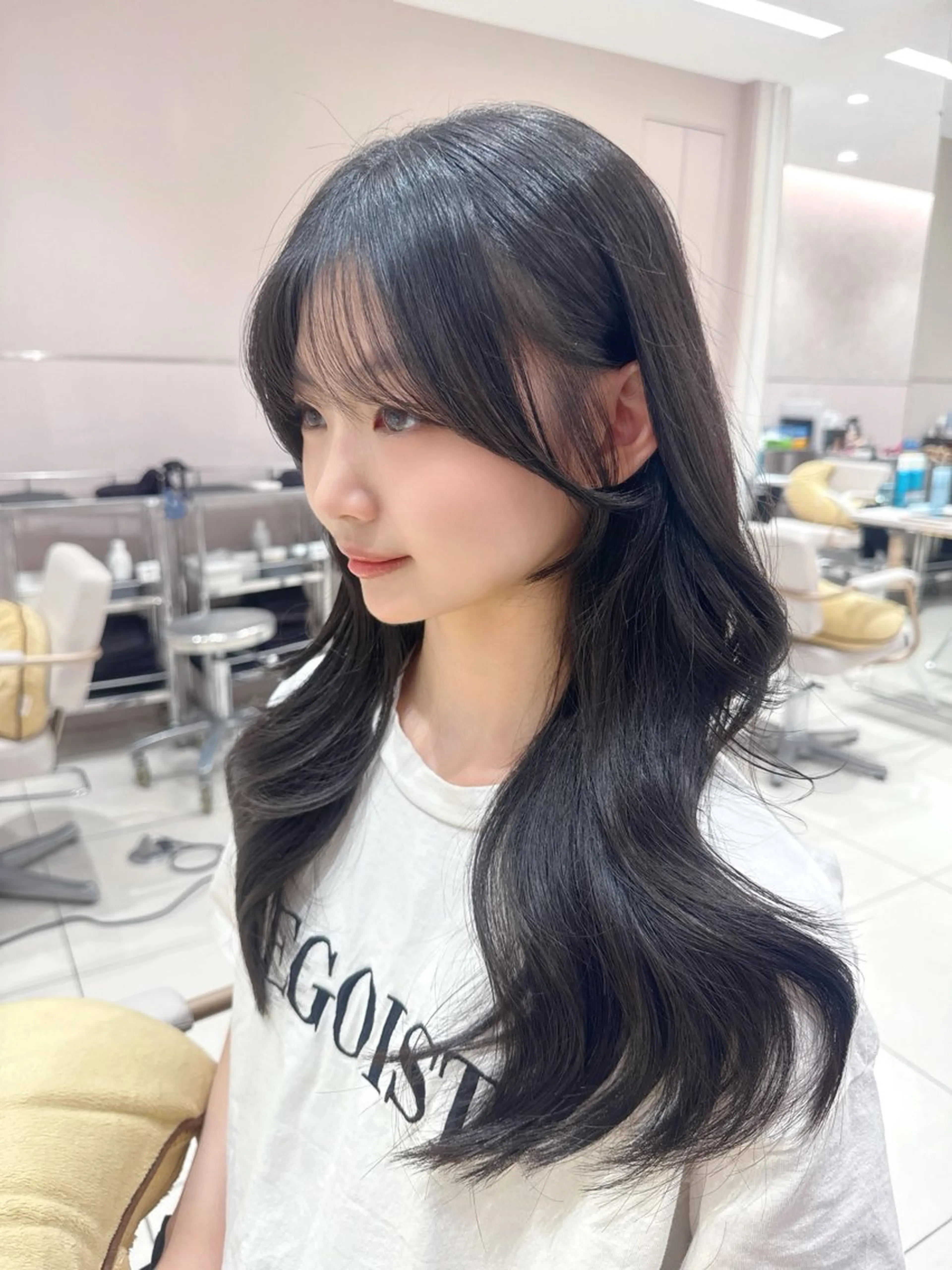 ミディアム カラー カット ヘアカラー トリートメント ヘッドスパ ヘアセット 韓国ヘア/レイヤー/ 顔まわり/りょーとのヘアスタイル