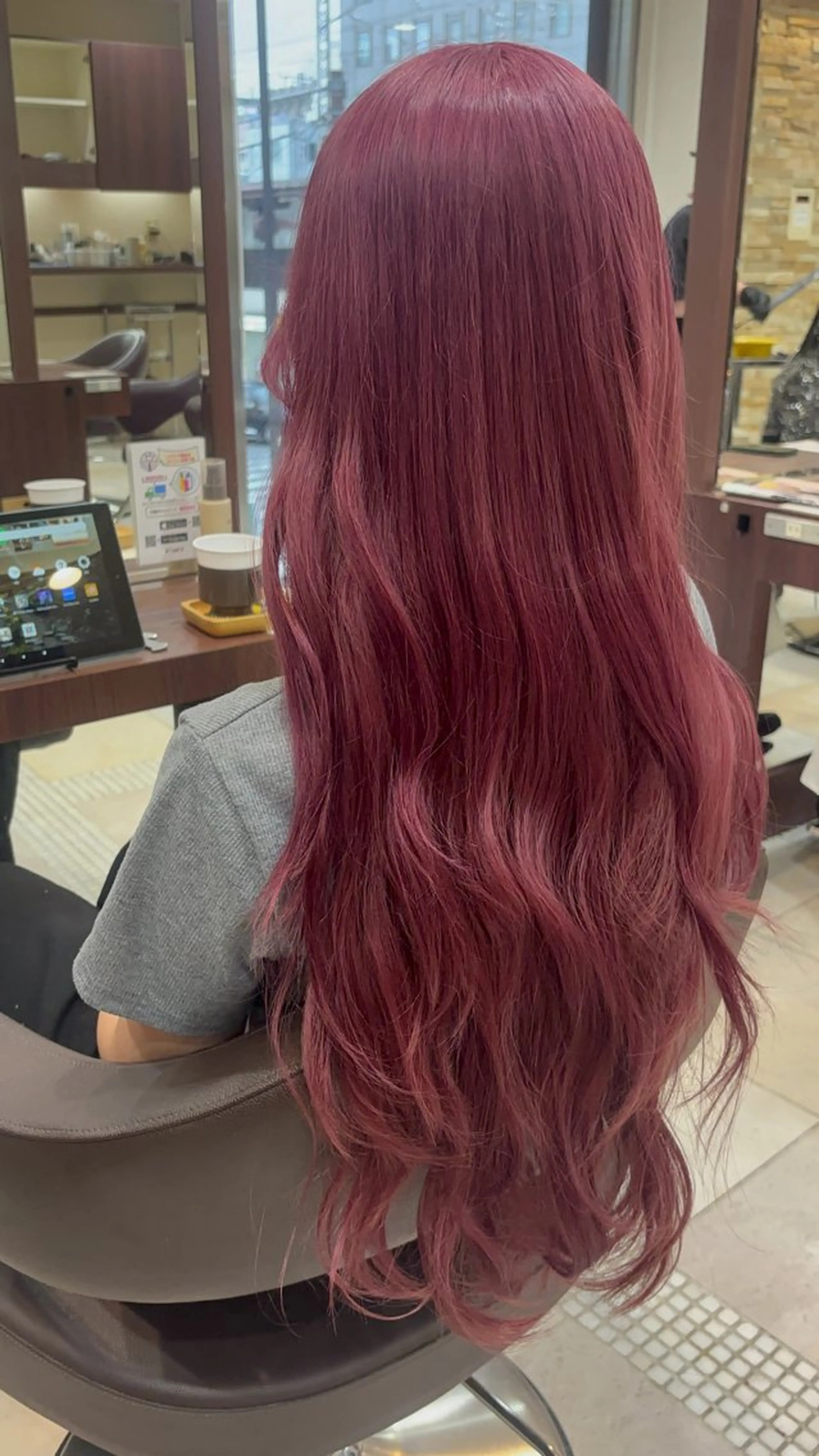 ロング 【暖色ハイトーン】 HARUNA🌼のヘアスタイル