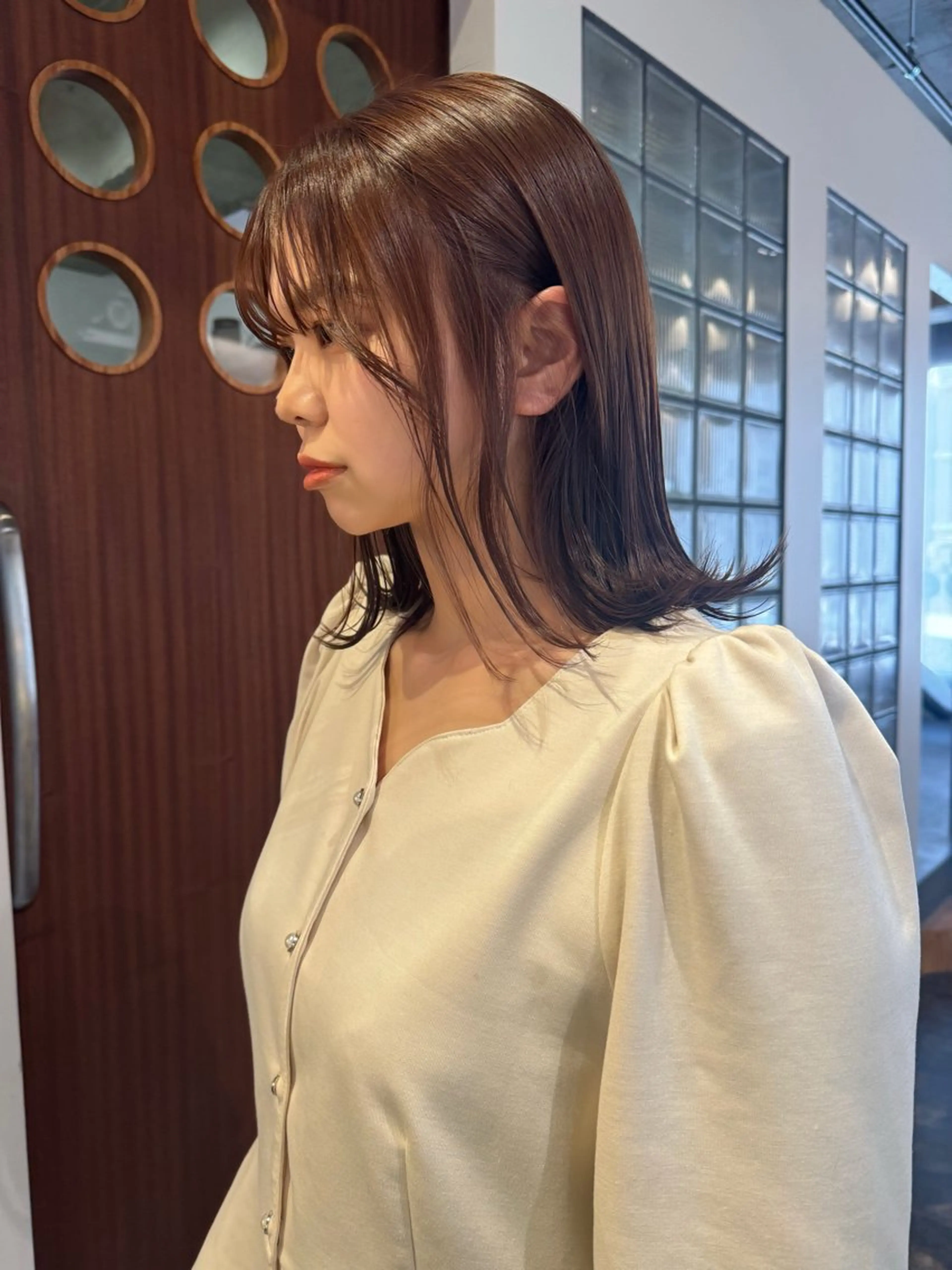 セミロング カラー ブラウンカラー ヘアカラー 中尾 未来のヘアスタイル