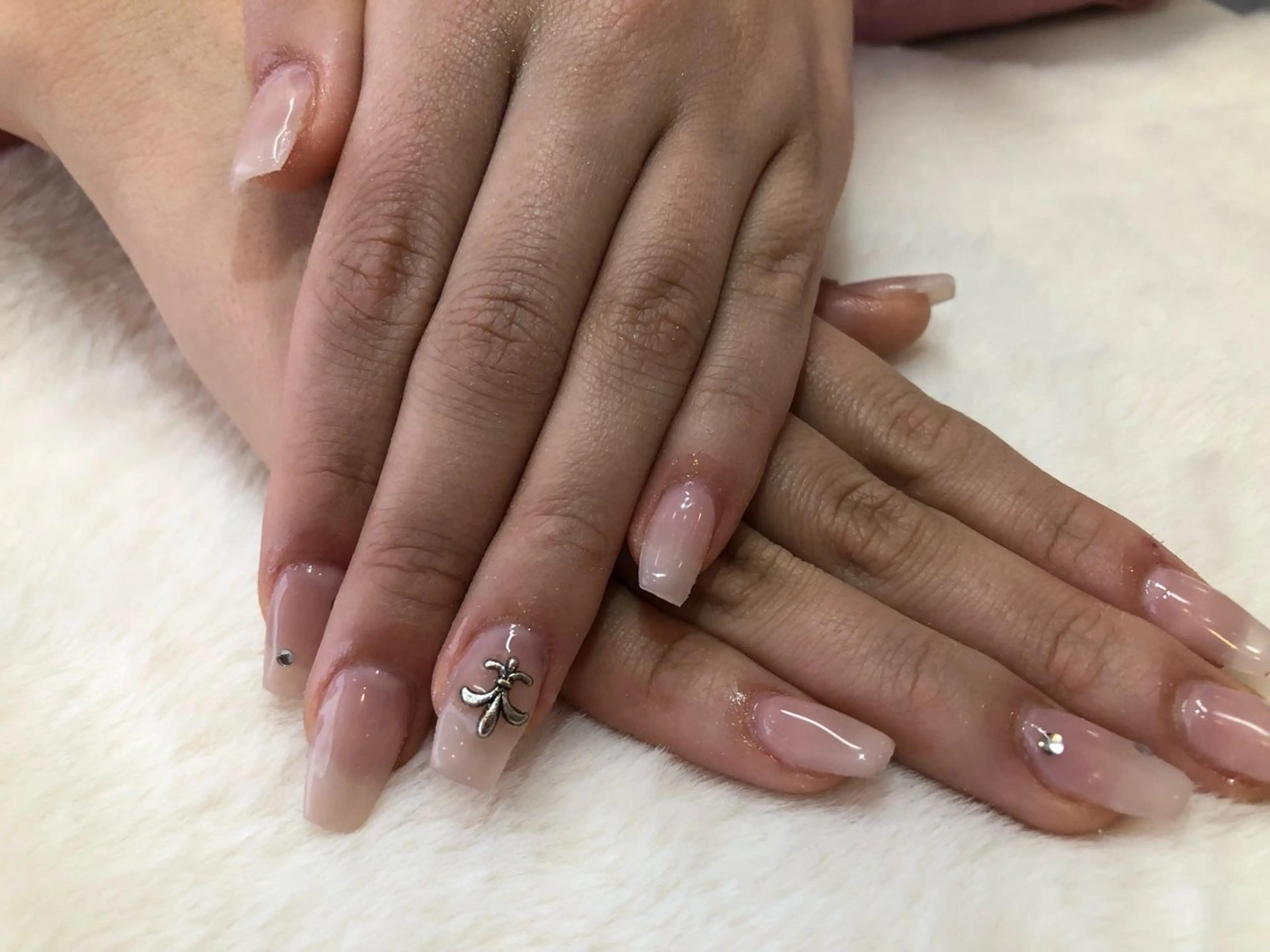 ネイル 長さ出し ハンドネイル ハンドケア Epokku ネイルサロンのネイルデザイン