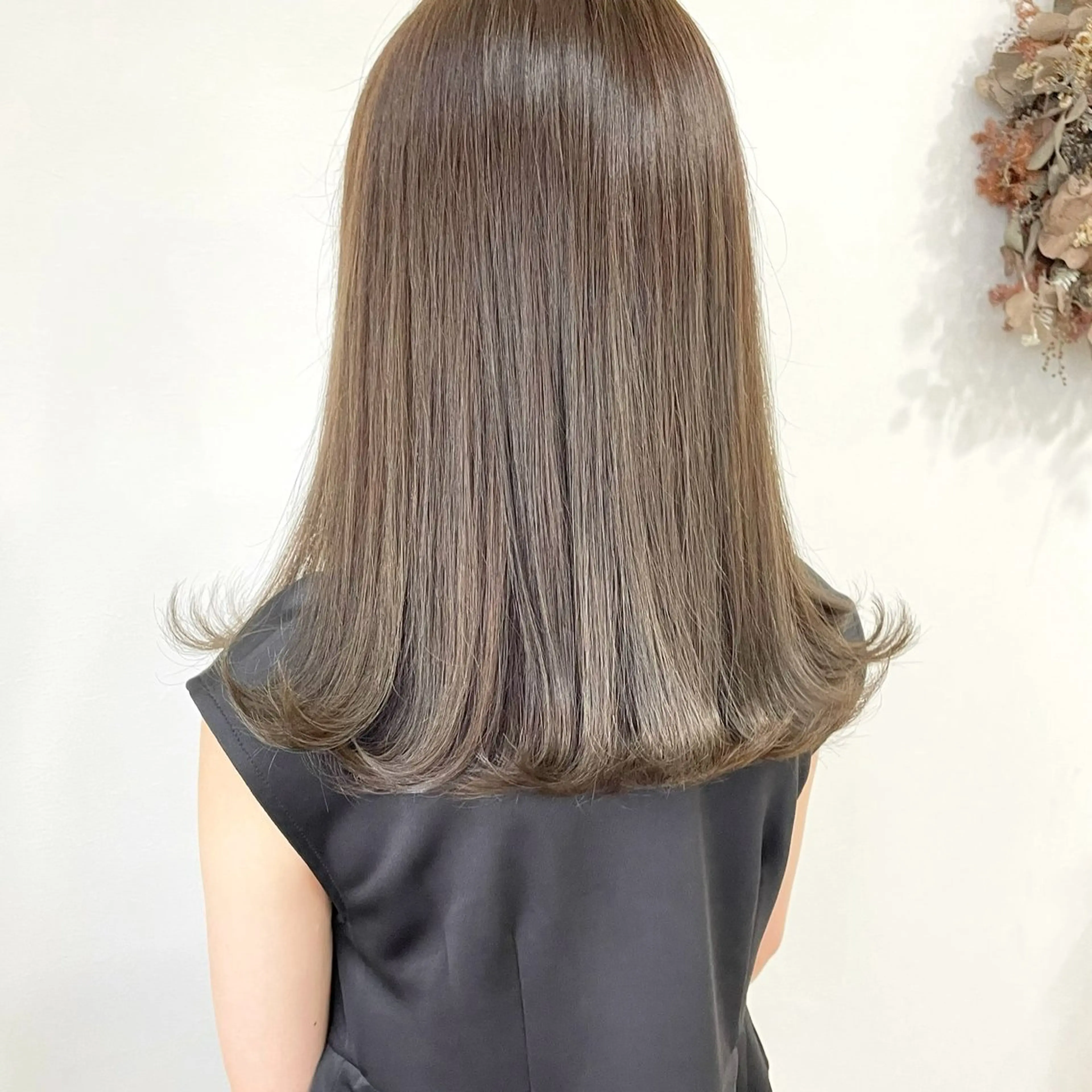 カット & 縮毛矯正 & oggiottoトリートメントの写真