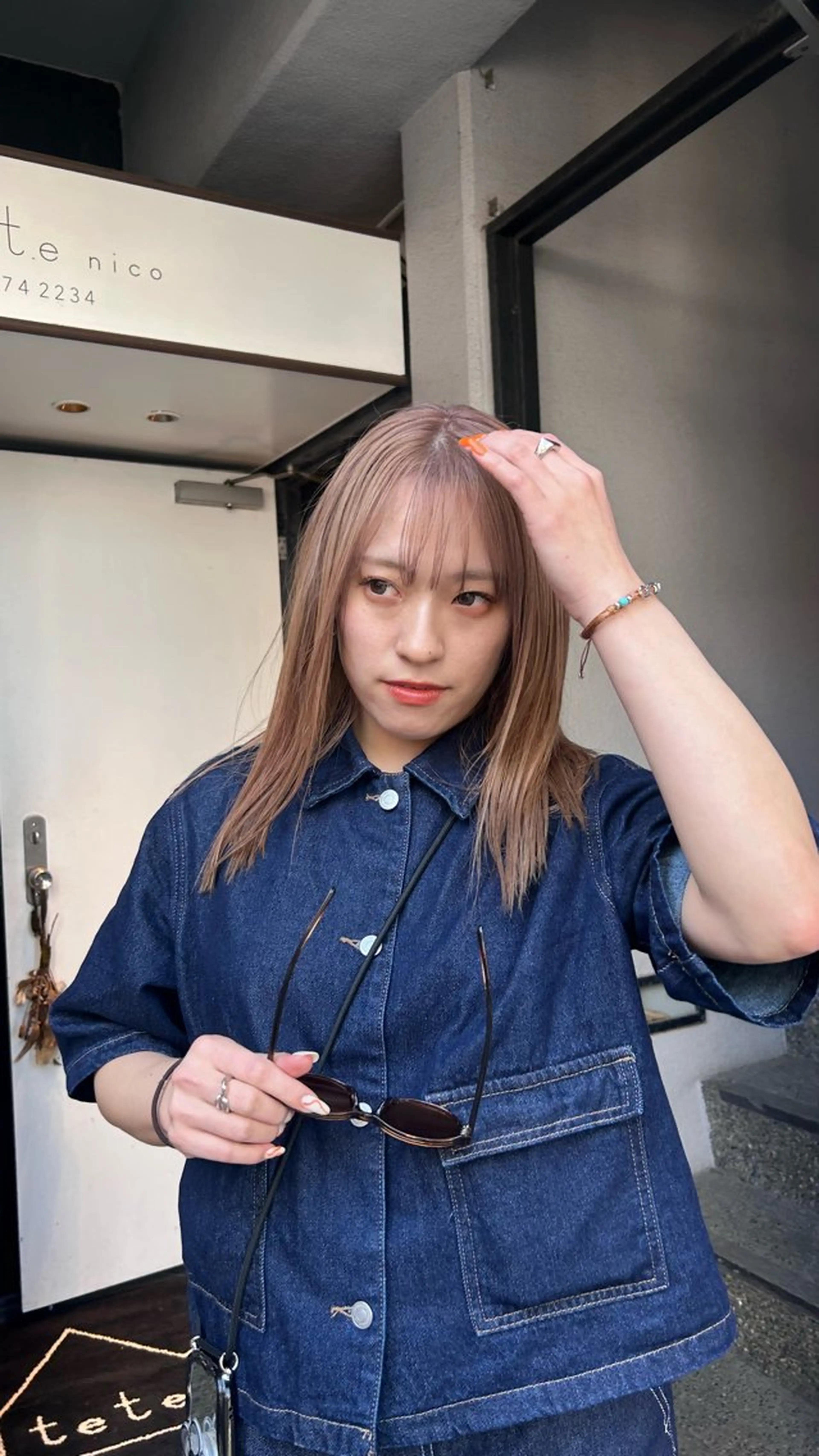 セミロング カラー ベージュカラー ブリーチ ブロンド ハイトーンカラー ヘアカラー トリートメント 🌿ボブ パーマ高橋啓太🌿のヘアスタイル