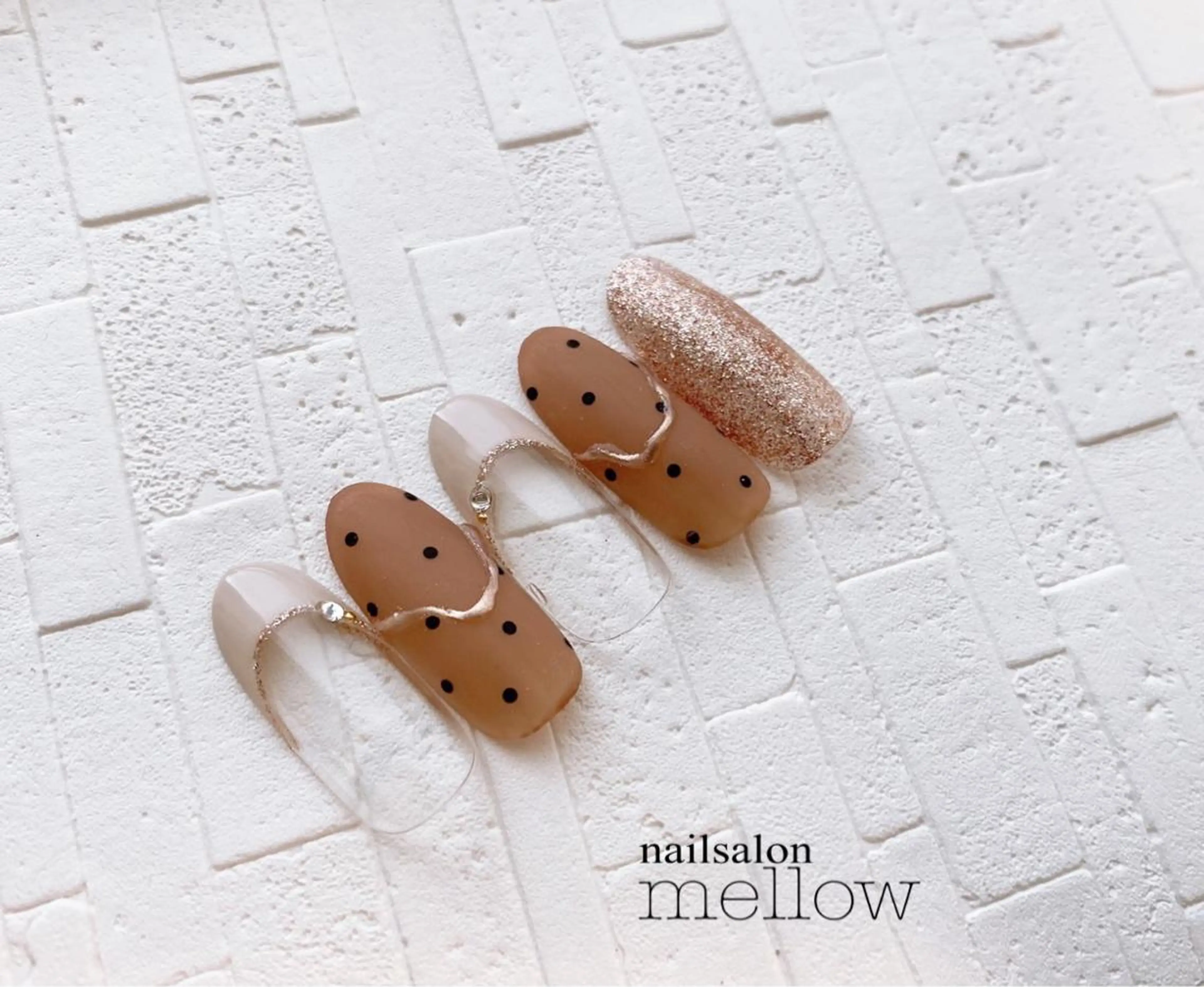 ネイル ドット 大山 浩美のネイルデザイン