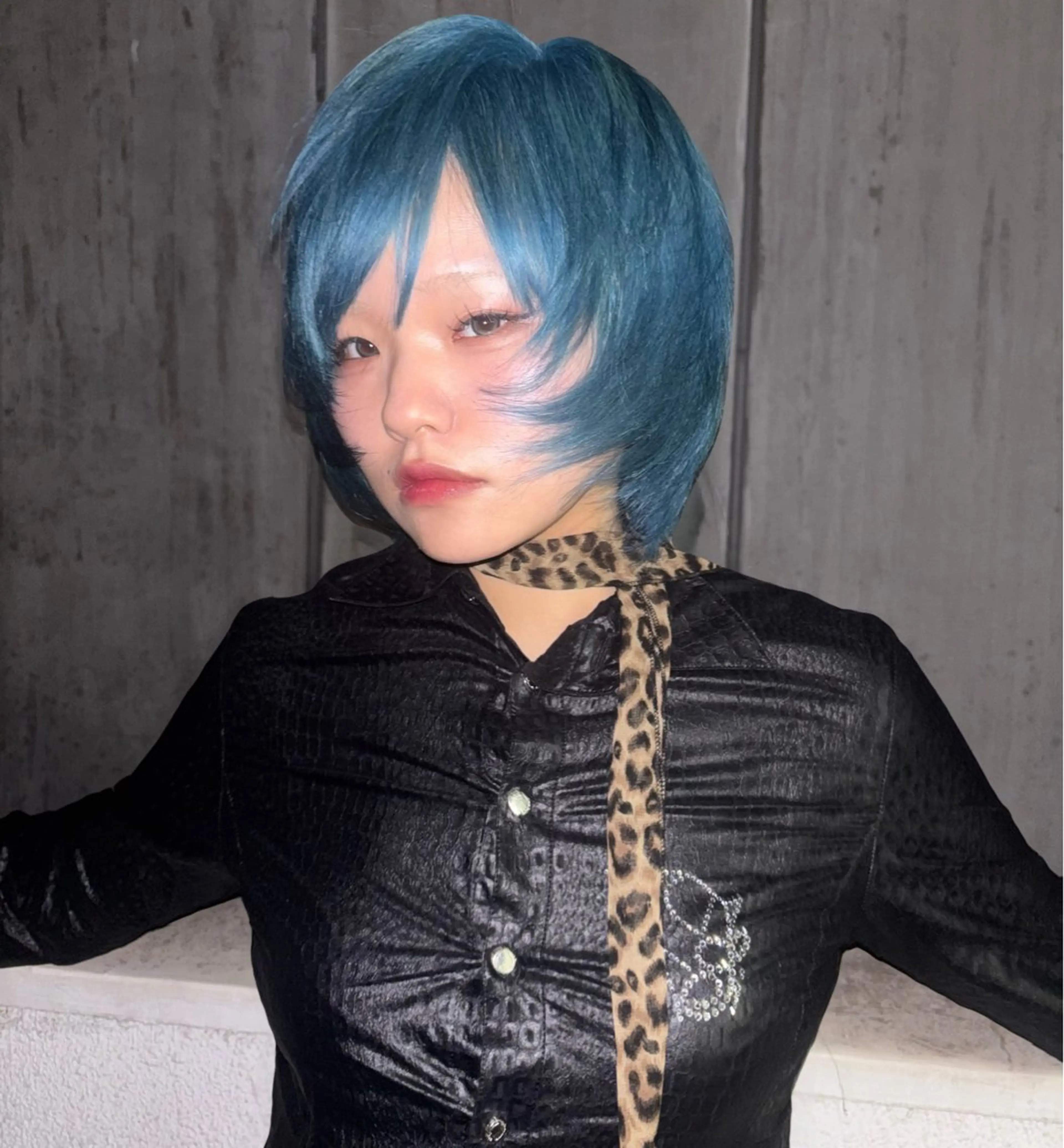 ミディアム ハイトーン/デザイン カラー/複雑履歴葉月のヘアスタイル