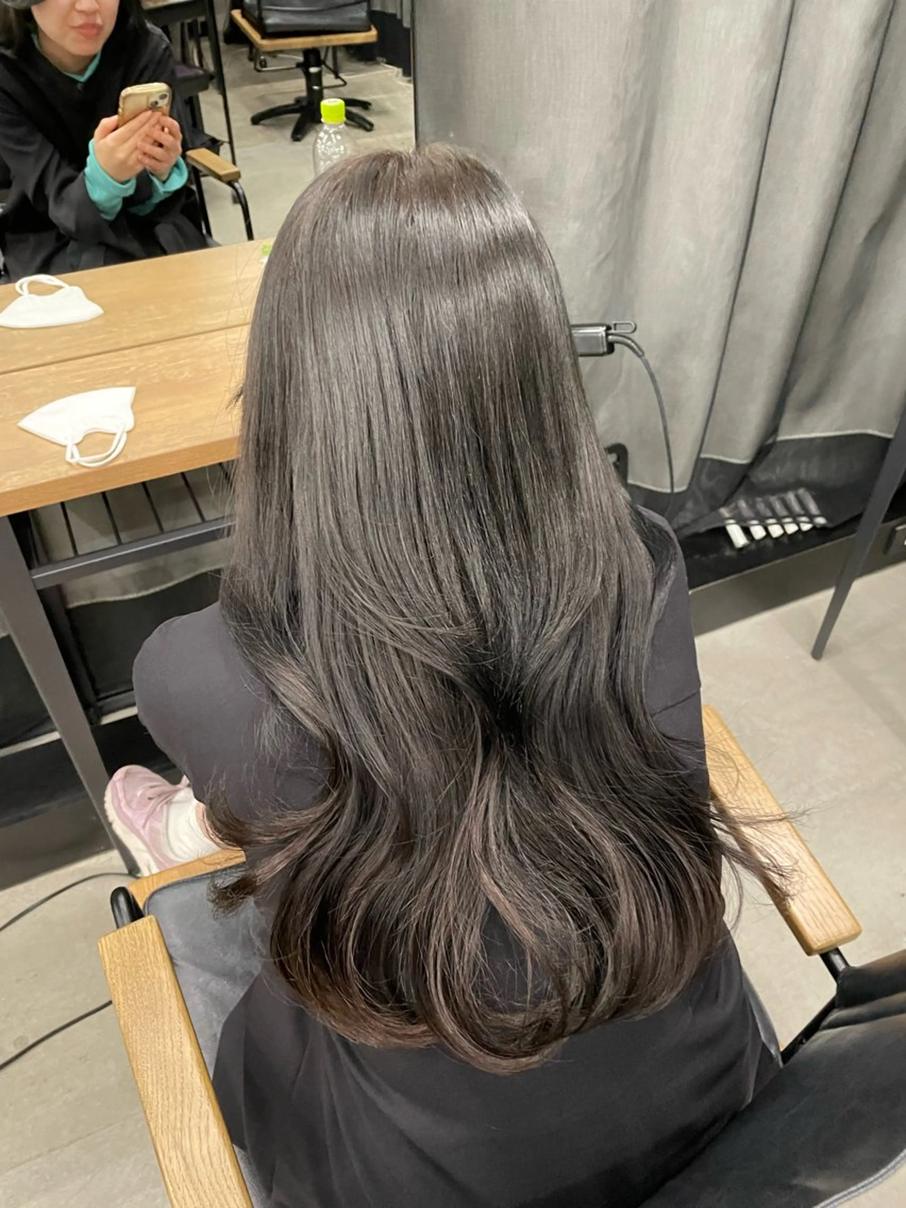 ロング 伊藤 莉奈　韓国ヘアのヘアスタイル