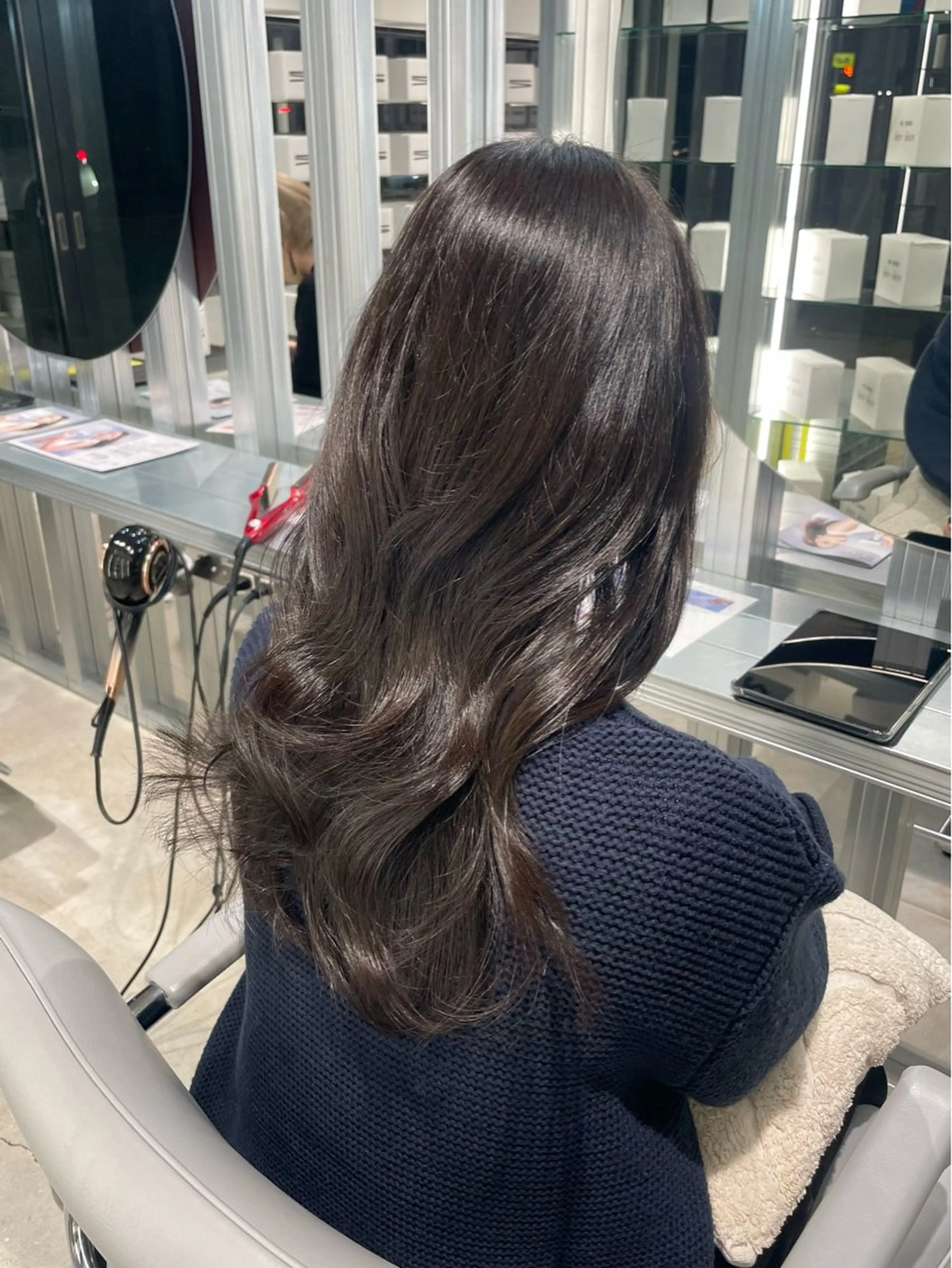 ロング カラー MINORI /レイヤーカットのヘアスタイル