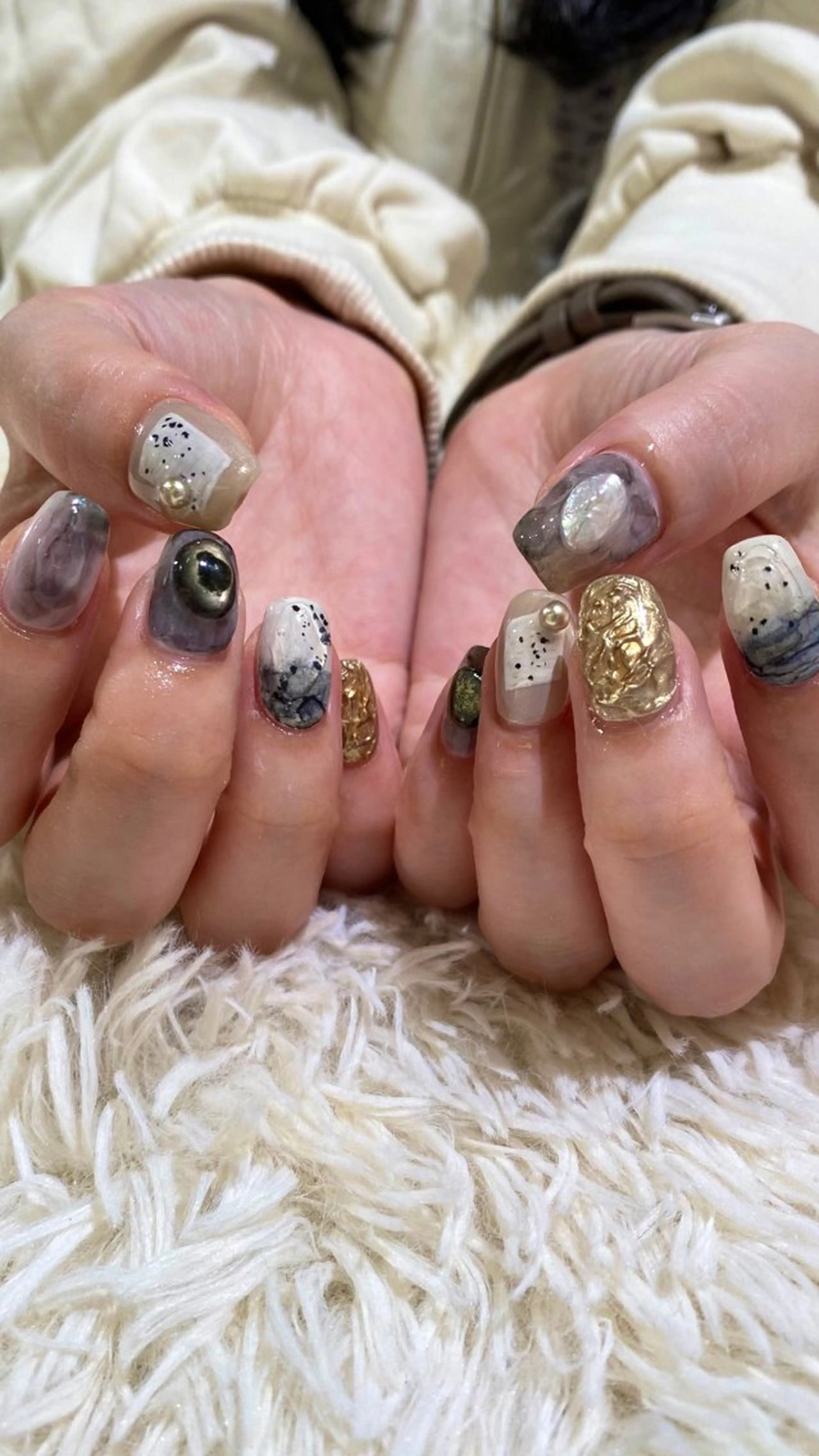 ネイル ハンドネイル 🤍 YUI 🤍のネイルデザイン