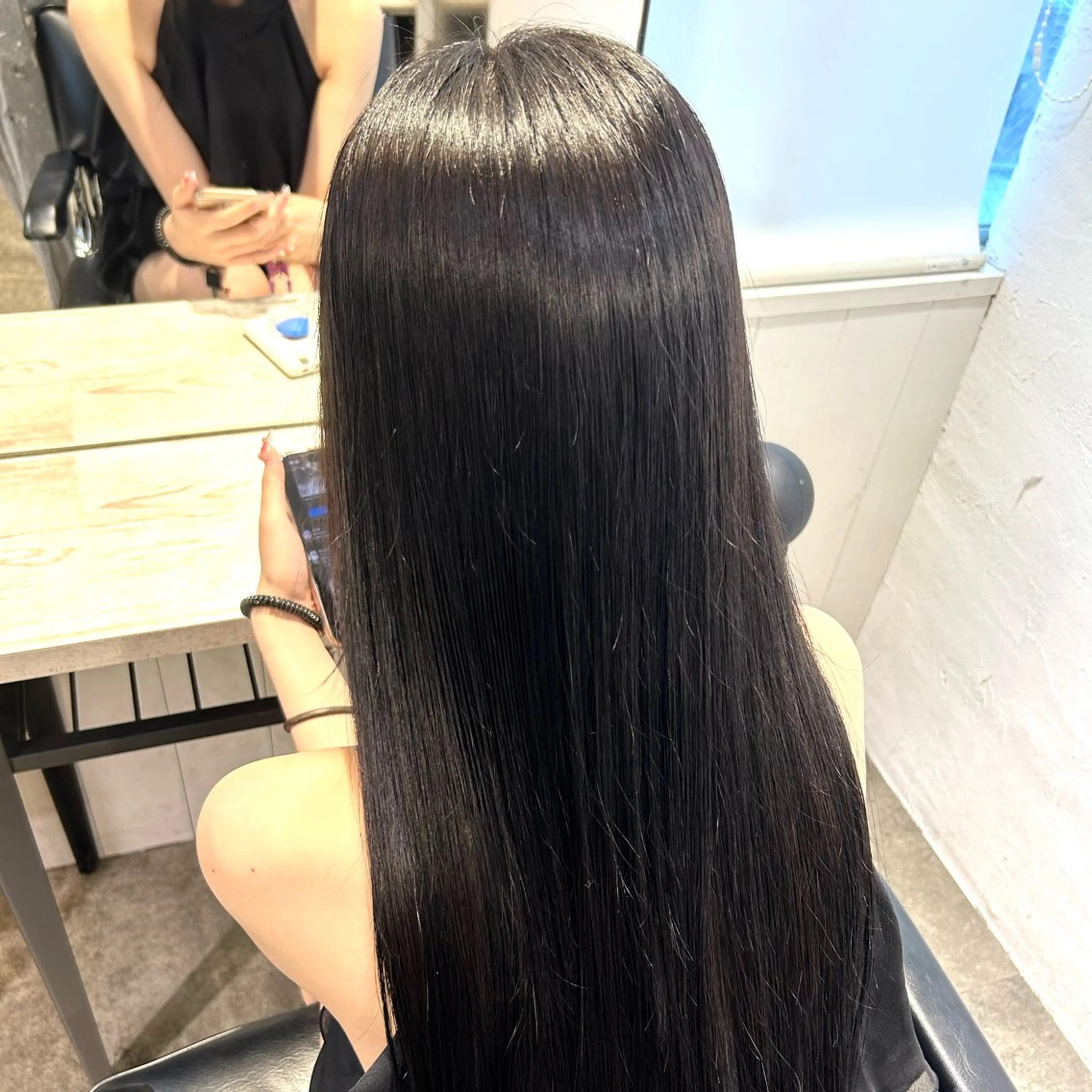 ロング カット 縮毛矯正 トリートメント ヘッドスパ ヘアセット 似合わせカラー /髪質改善✨レオンのヘアスタイル