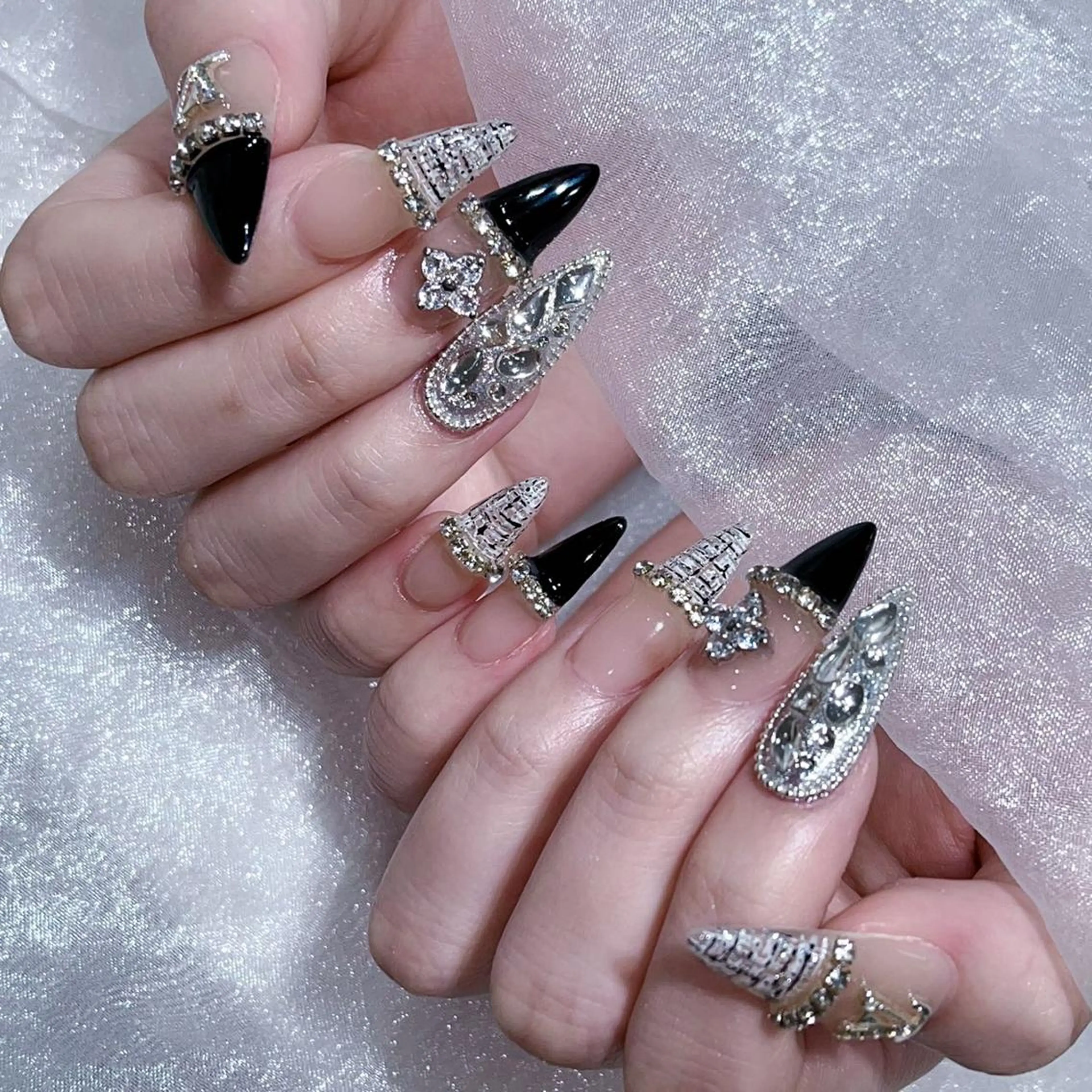 ネイル ハンドネイル Queens 新宿本店のネイルデザイン