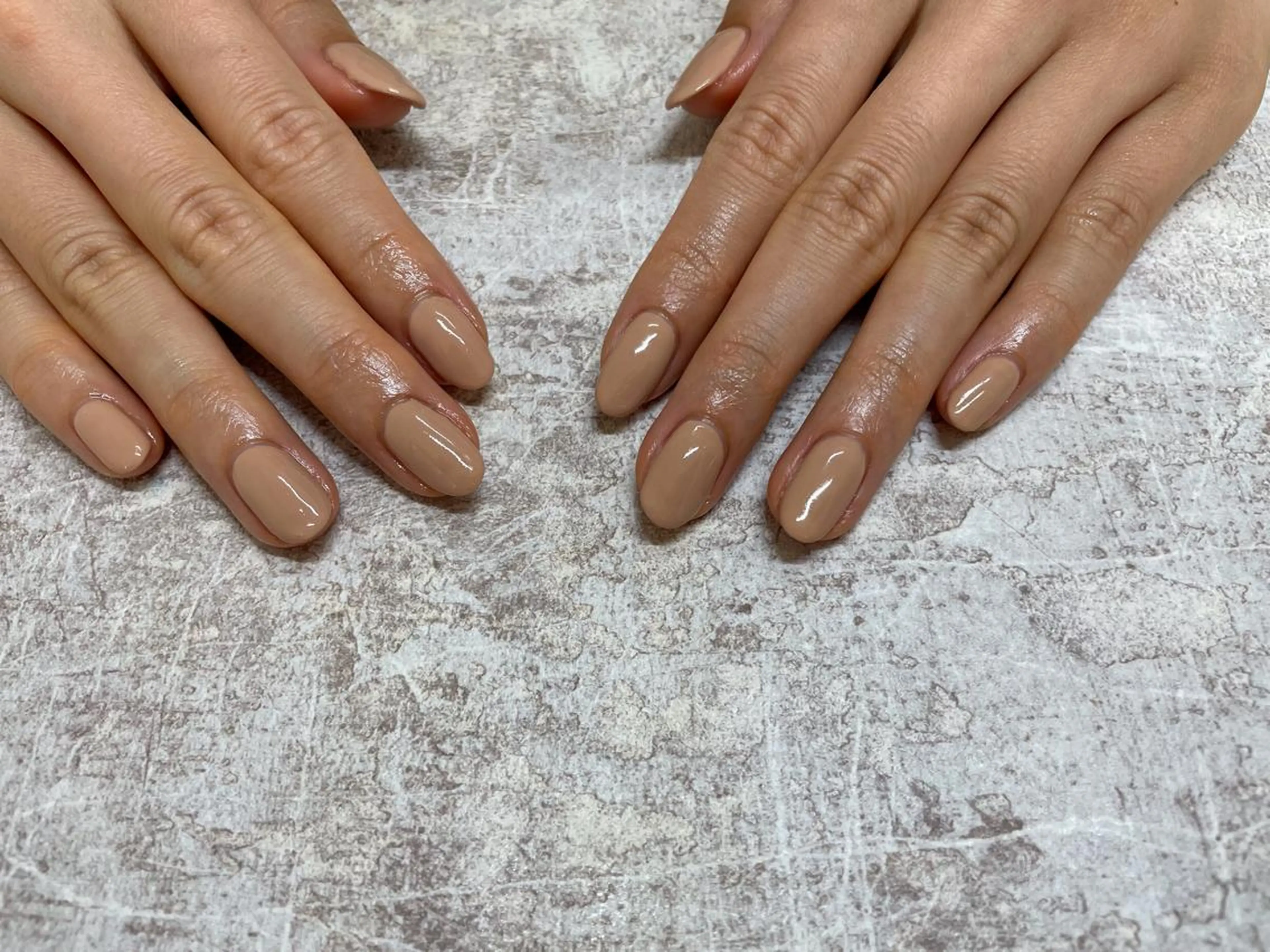 ネイル ワンカラーネイル ハンドネイル mogunail &blowのネイルデザイン