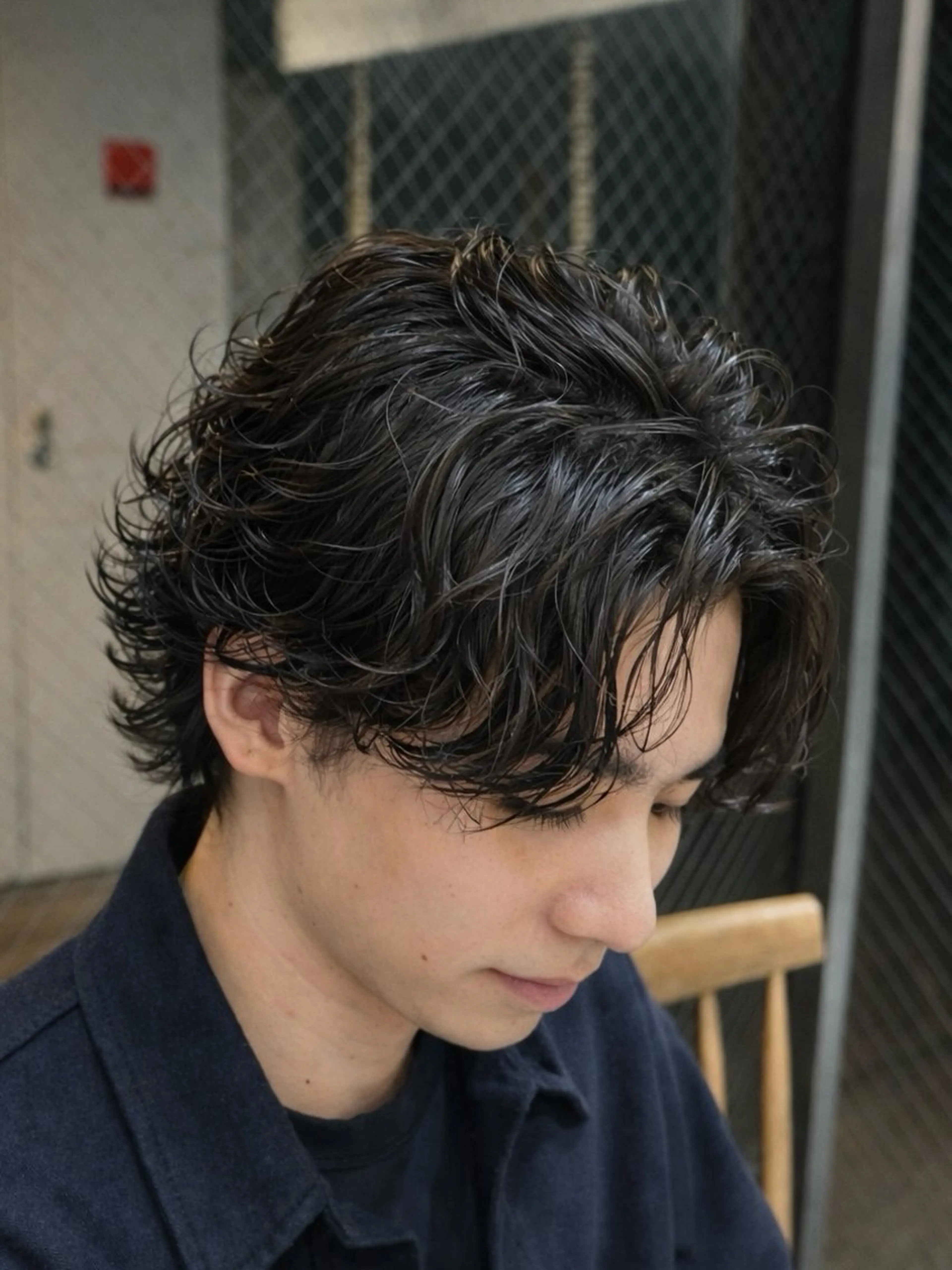 ミディアム パーマ メンズ カット パーマ トリートメント ケンシロウ メンズパーマ特化⭕️のヘアスタイル