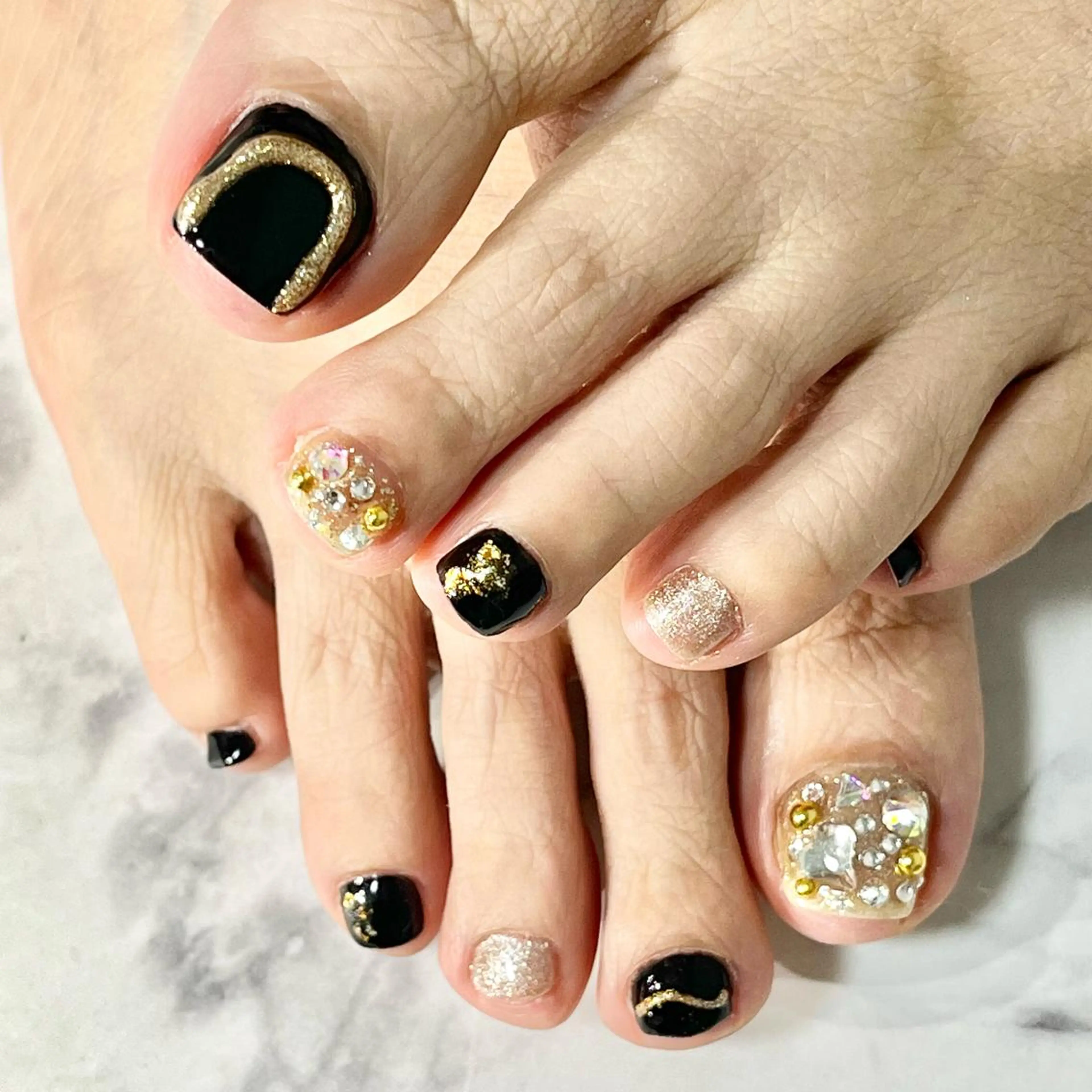 ネイル フットネイル ホームネイルサロン Shellのネイルデザイン