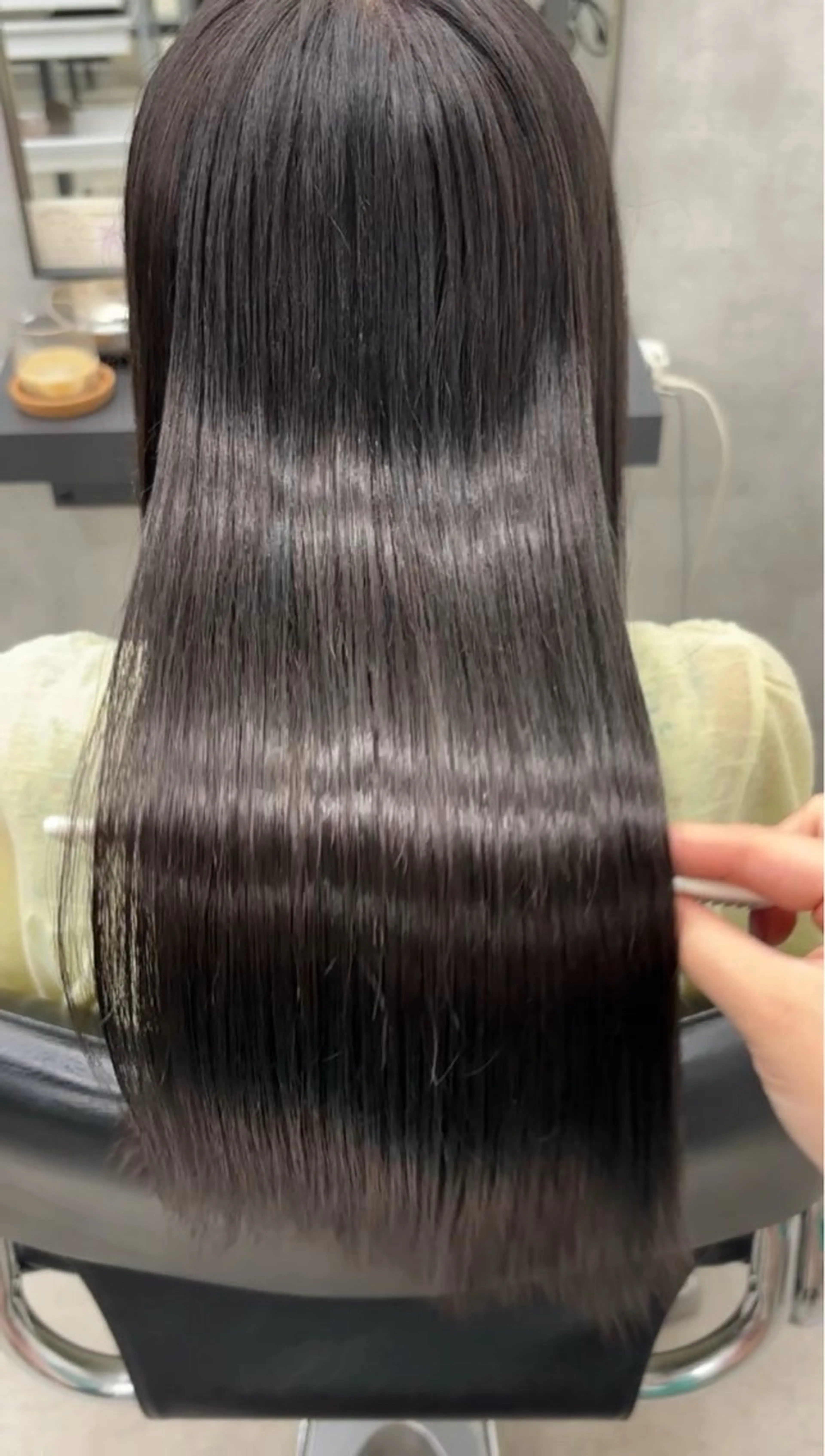 ロング トリートメント ヘアカラー 宮尾 星夢のヘアスタイル