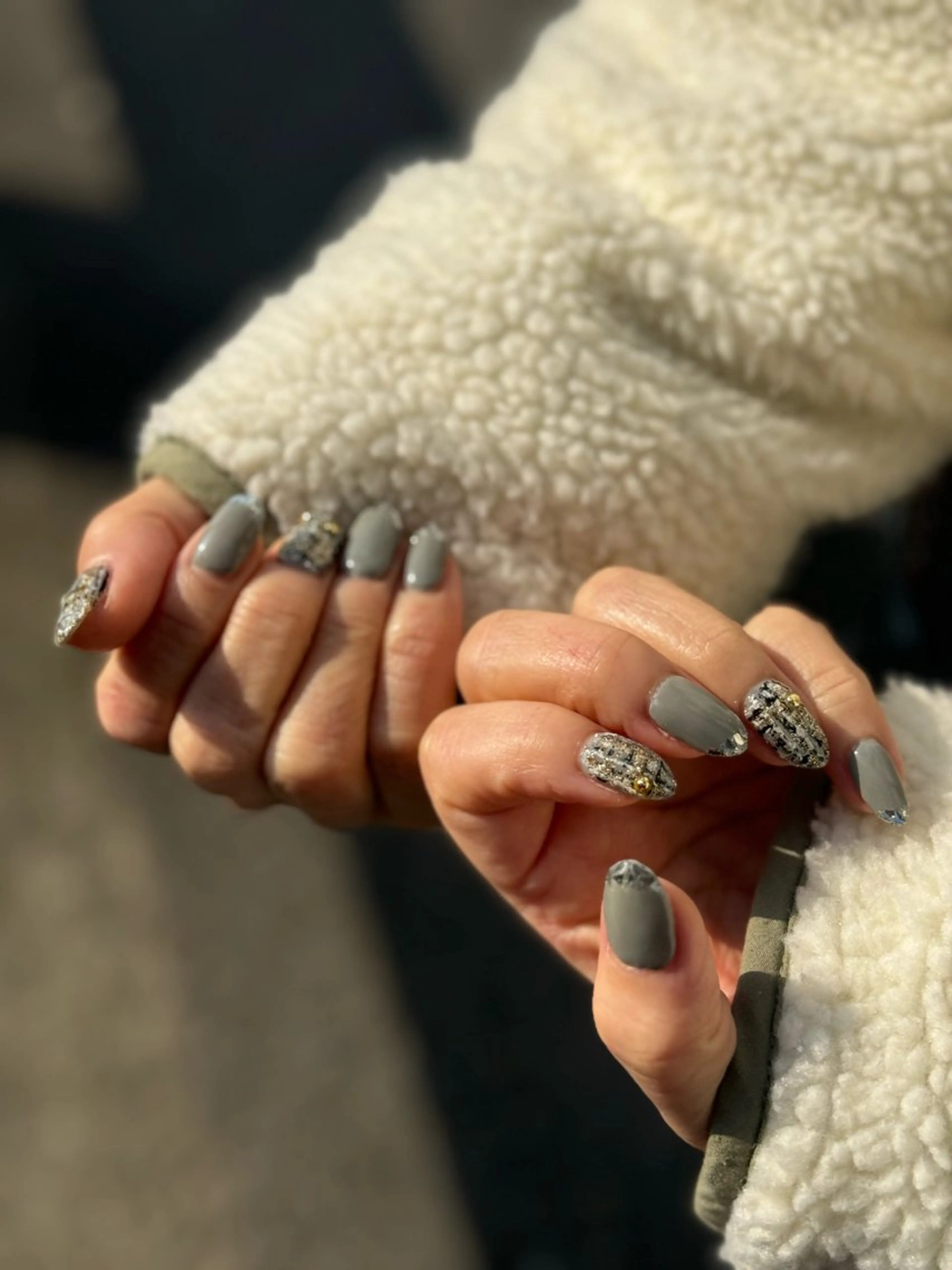 ネイル キラキラネイル ツイードネイル ハンドネイル Nail Sare Salon Mariris所属・Natsumi💎 堺筋本町ネイルサロンのネイルデザイン