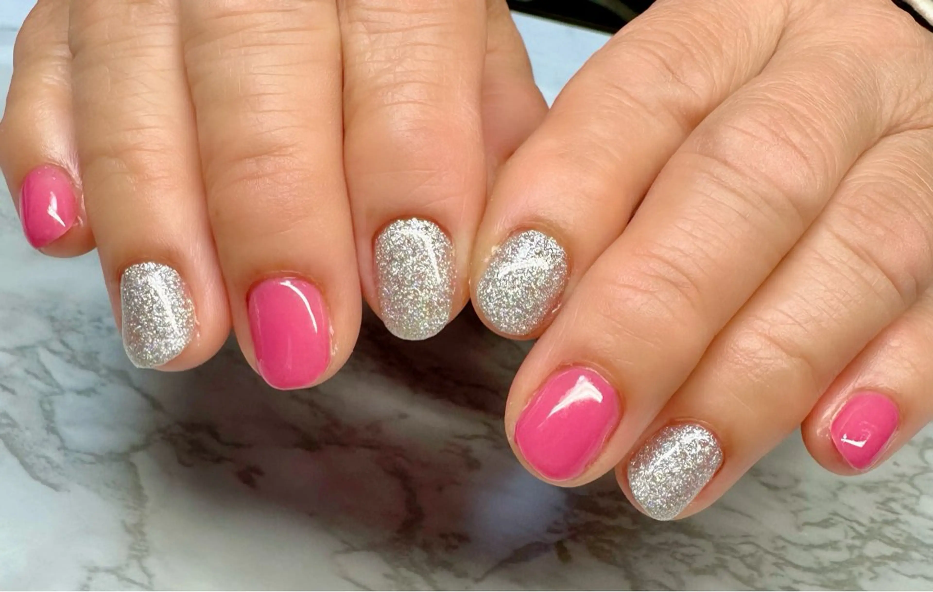 ネイル アートネイル ラメ(グリッター) ワンカラーネイル 春ネイル M.N_ nailのネイルデザイン