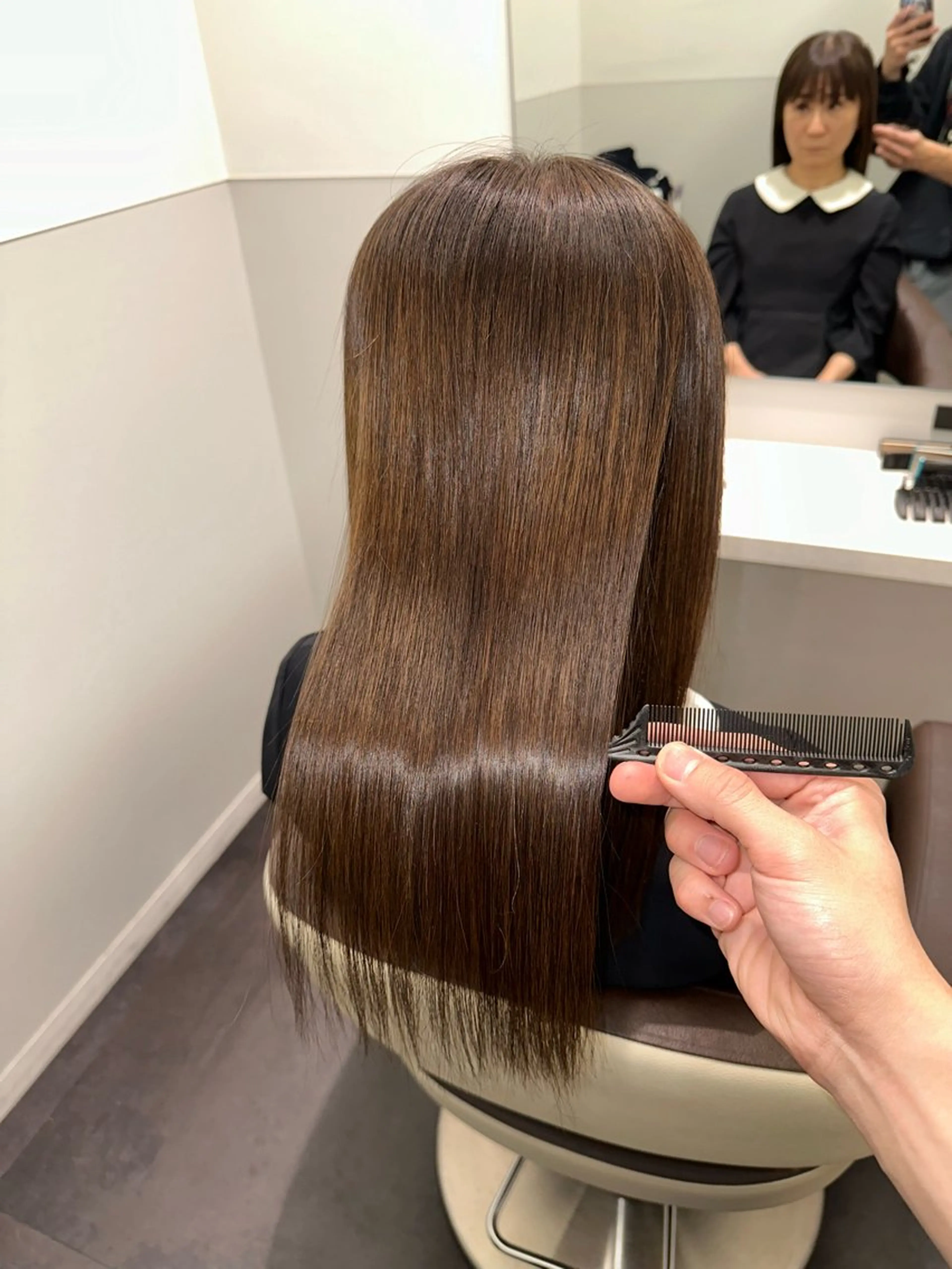 セミロング 美髪特化✨ 伊織✨縮毛矯正✨のヘアスタイル