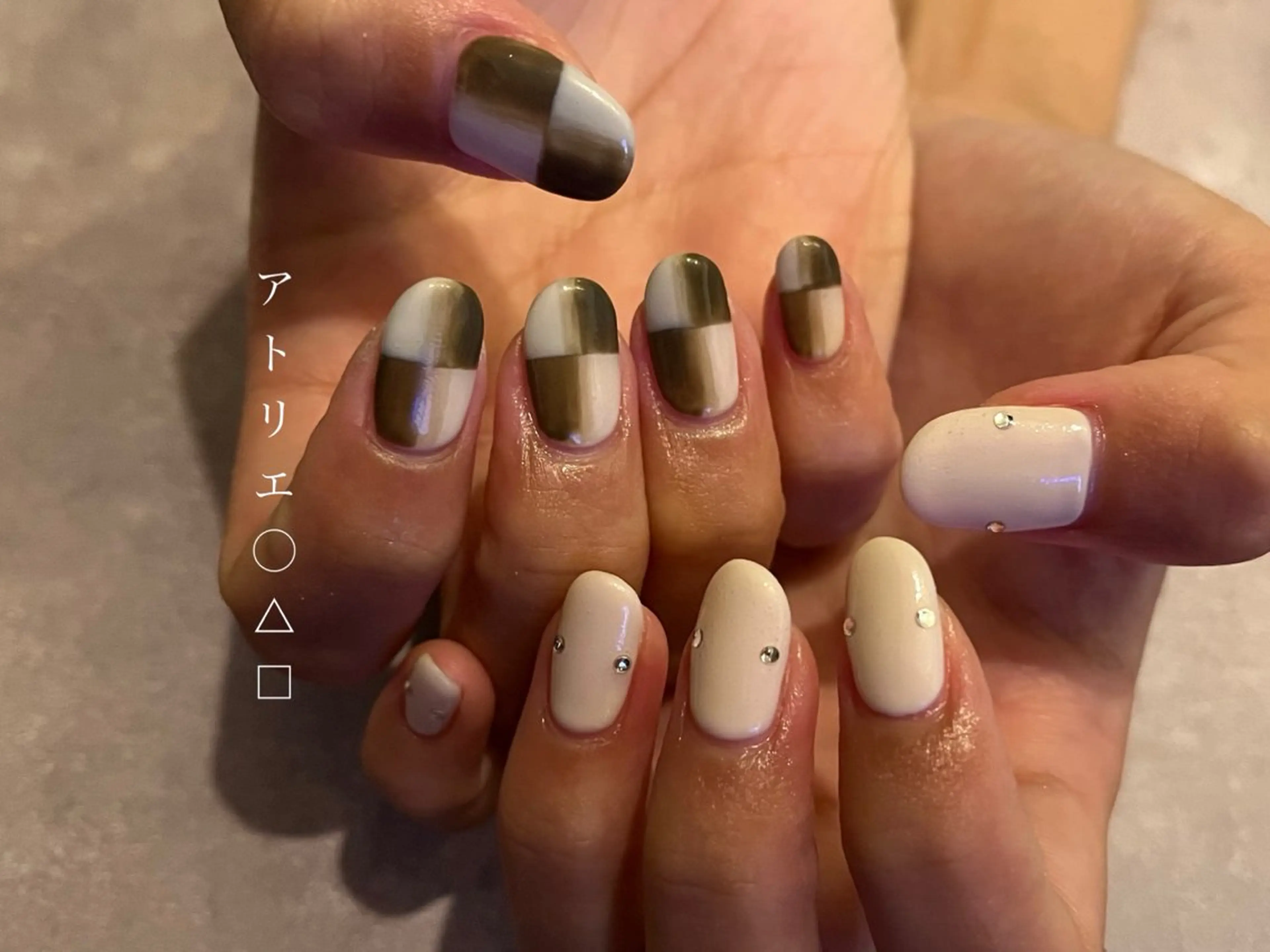 ネイル ハンドネイル アトリエ ○△□のネイルデザイン