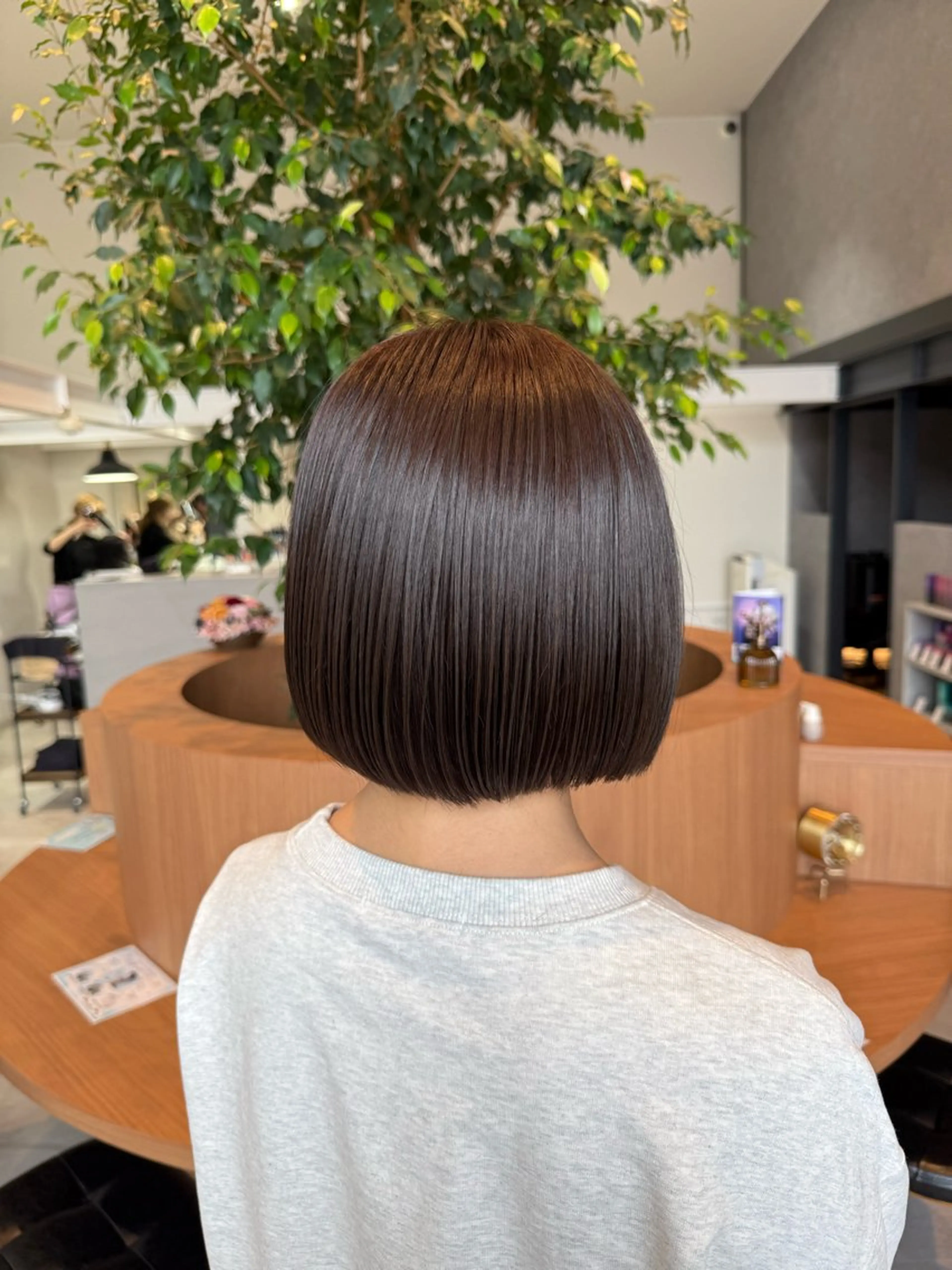 ショート カラー 透明感カラー カット ヘアカラー トリートメント ayaka |トレンドヘアのヘアスタイル