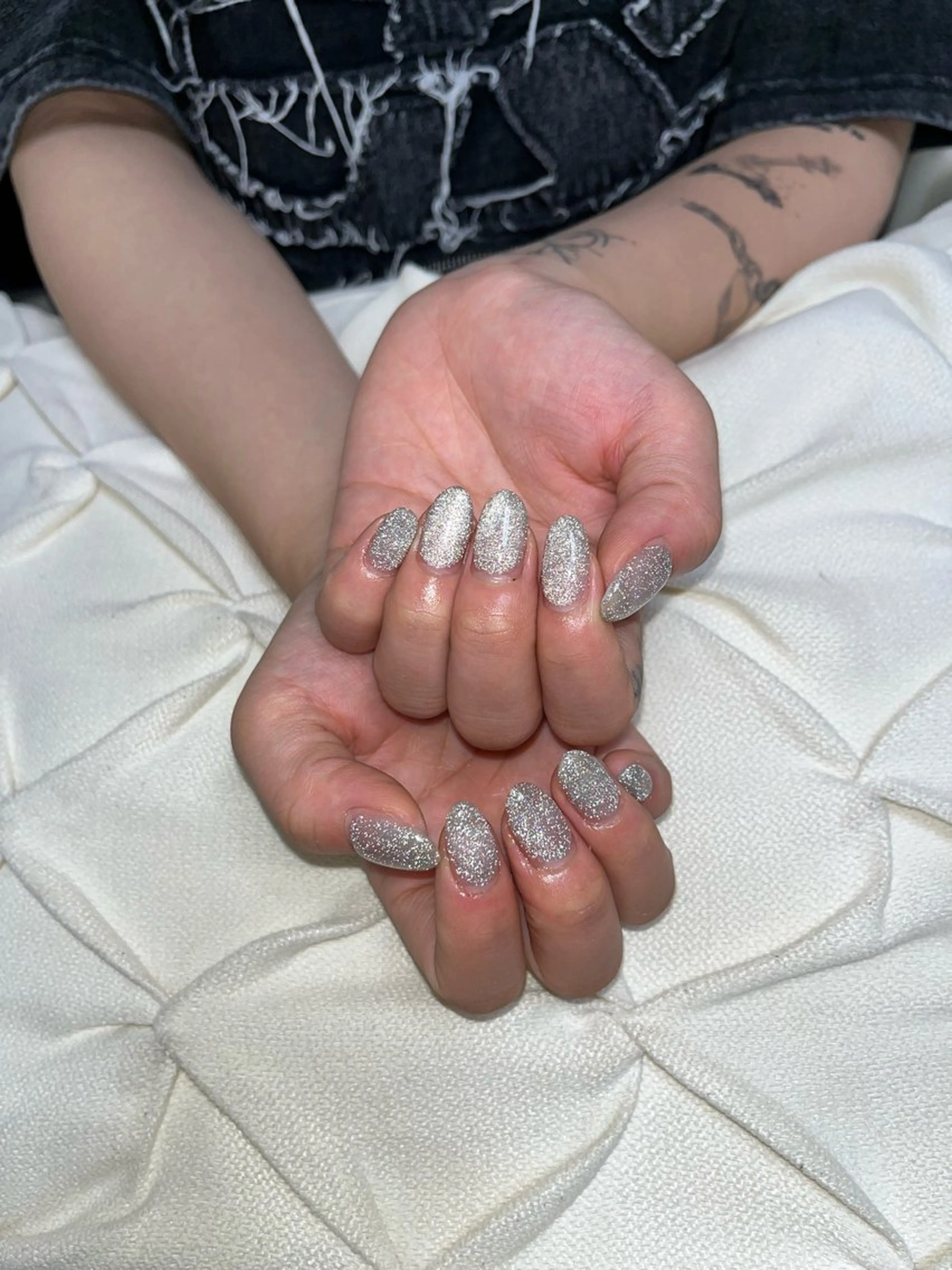 🩷hand🩷長さ出しなしワンカラー・ラメグラの写真