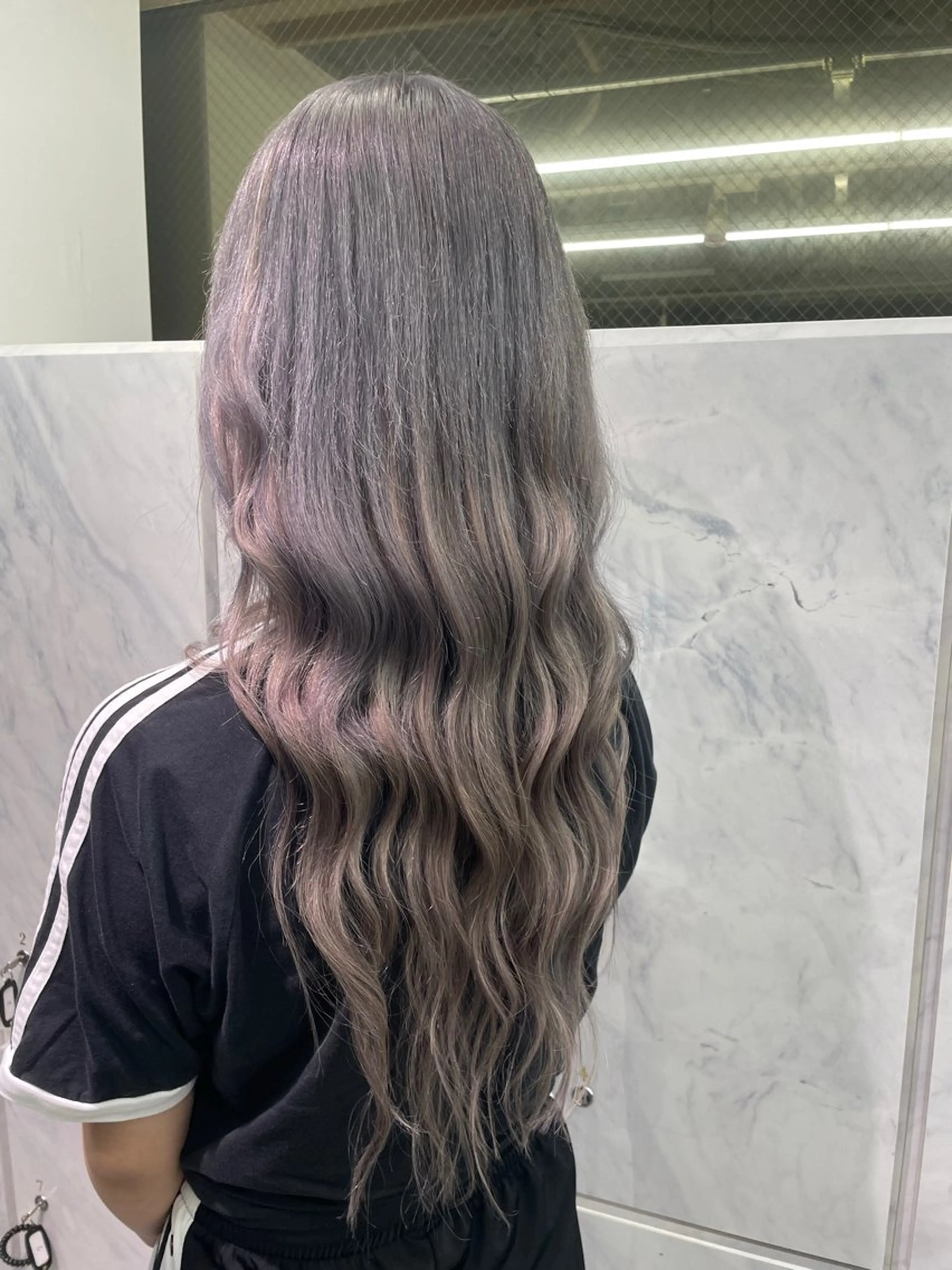 ロング ヘアアレンジ ヘアカラー エクステ ハイトーンカラーエク ステ🌺RENA🌺のヘアスタイル