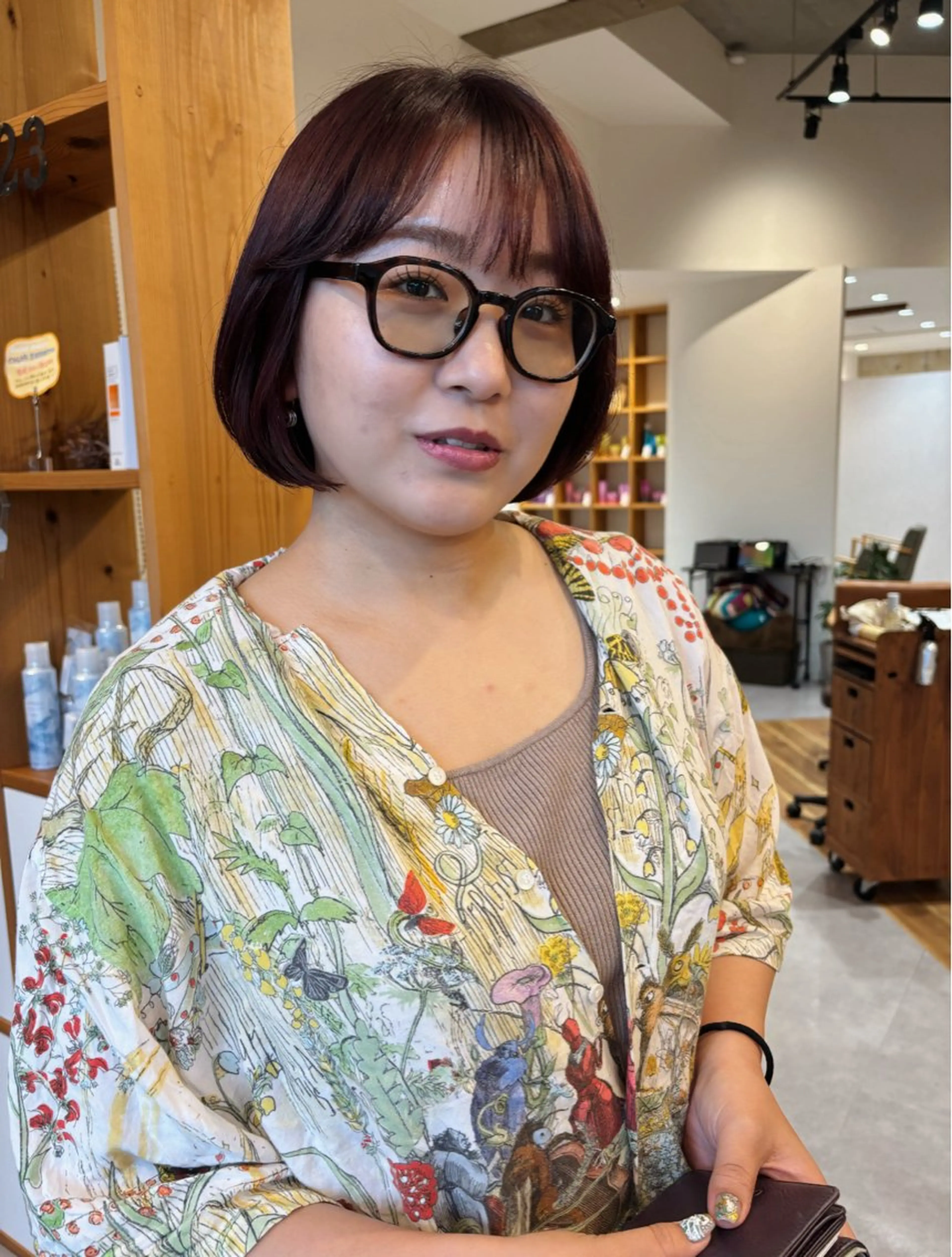 カラー mata-L23 かのんのヘアスタイル