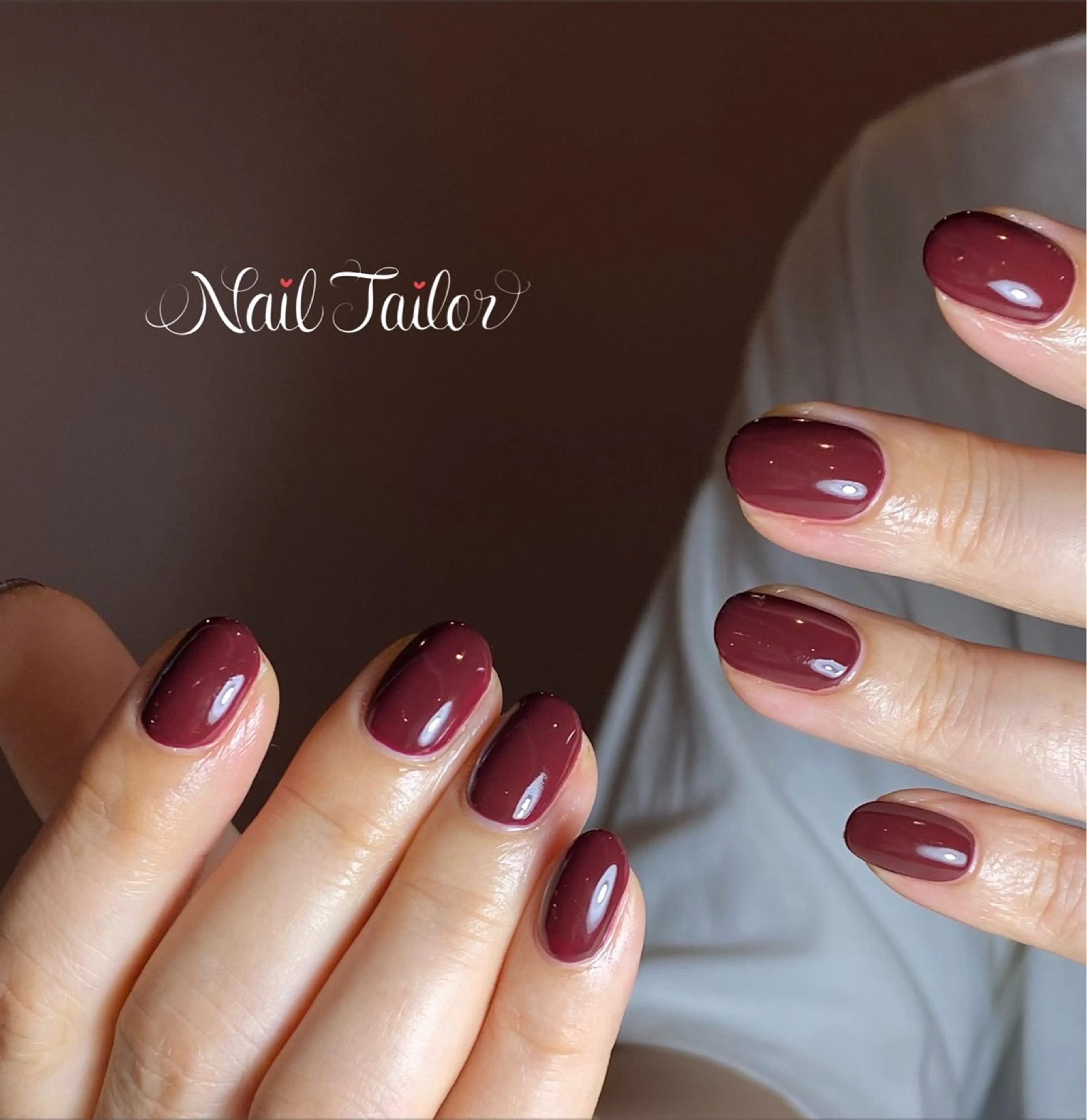 ネイル アートネイル ボルドー ブラウン ワンカラーネイル 赤色 ハンドネイル NailTailor ネイルテイラーのネイルデザイン