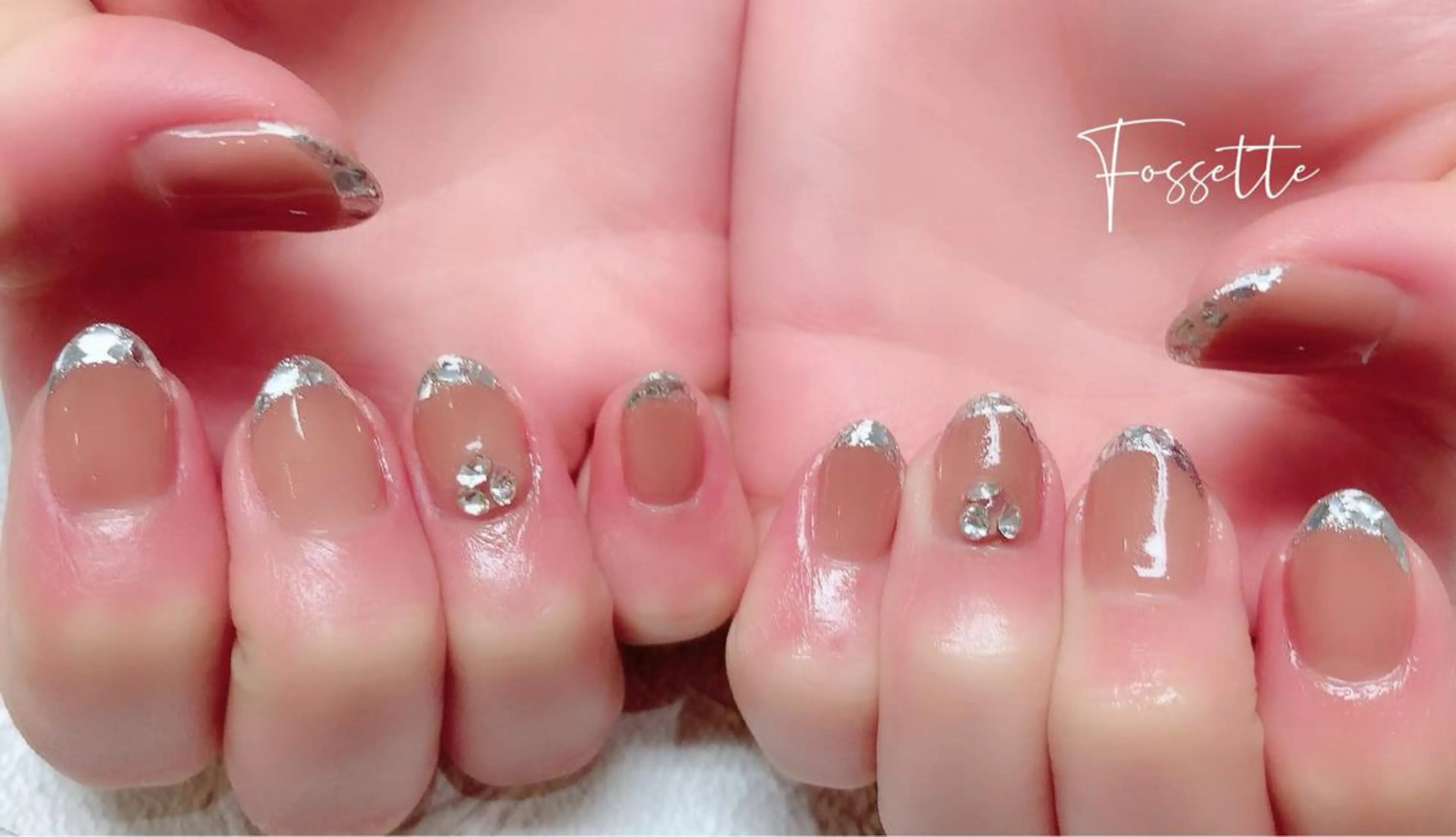 ネイル フレンチネイル ガラスフレンチ キラキラネイル 韓国ネイル nailsalon Fossetteのネイルデザイン