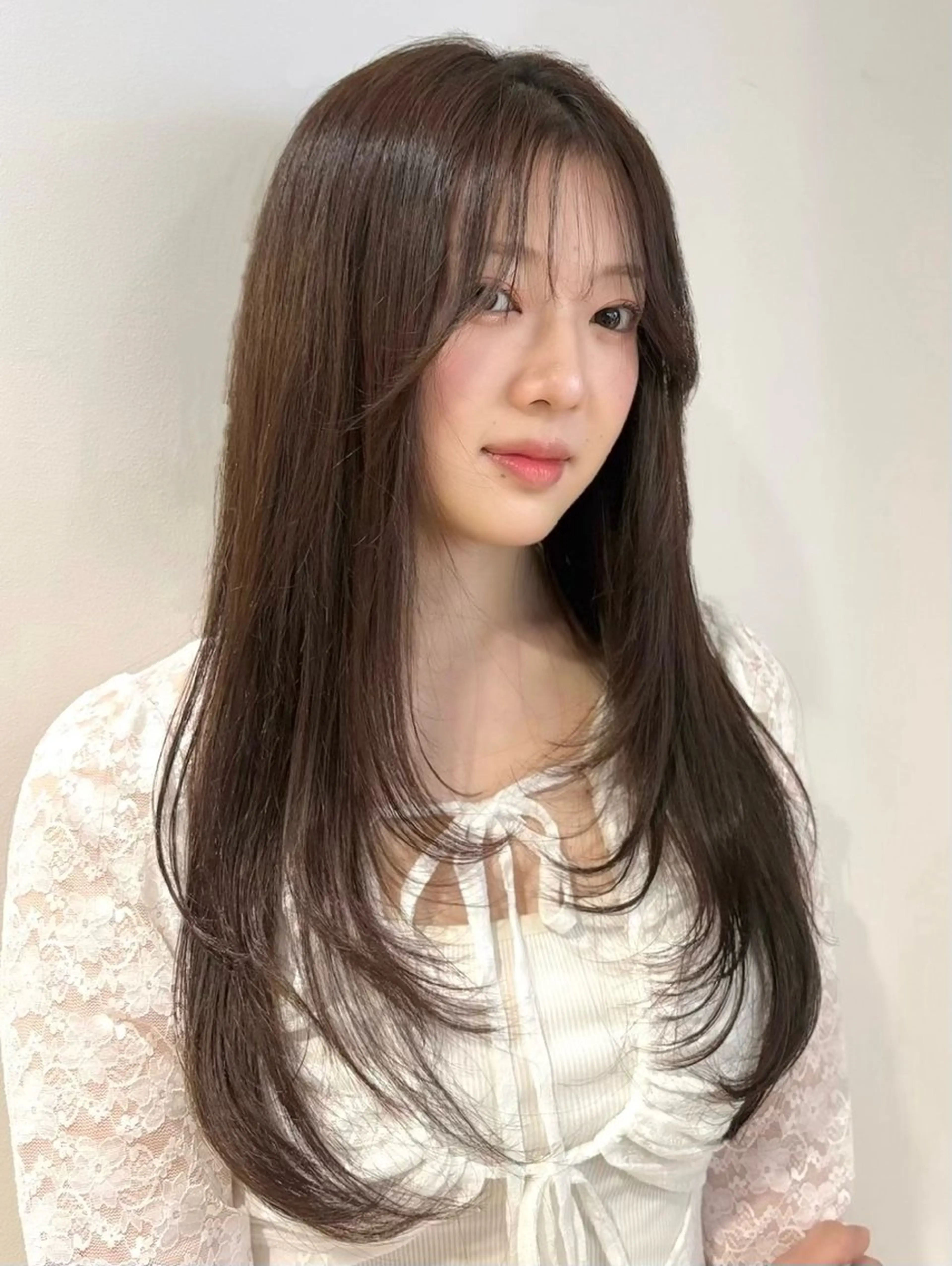 セミロング カット 髪質改善🫧艶カラー ✨エクステ🎀しゅりのヘアスタイル
