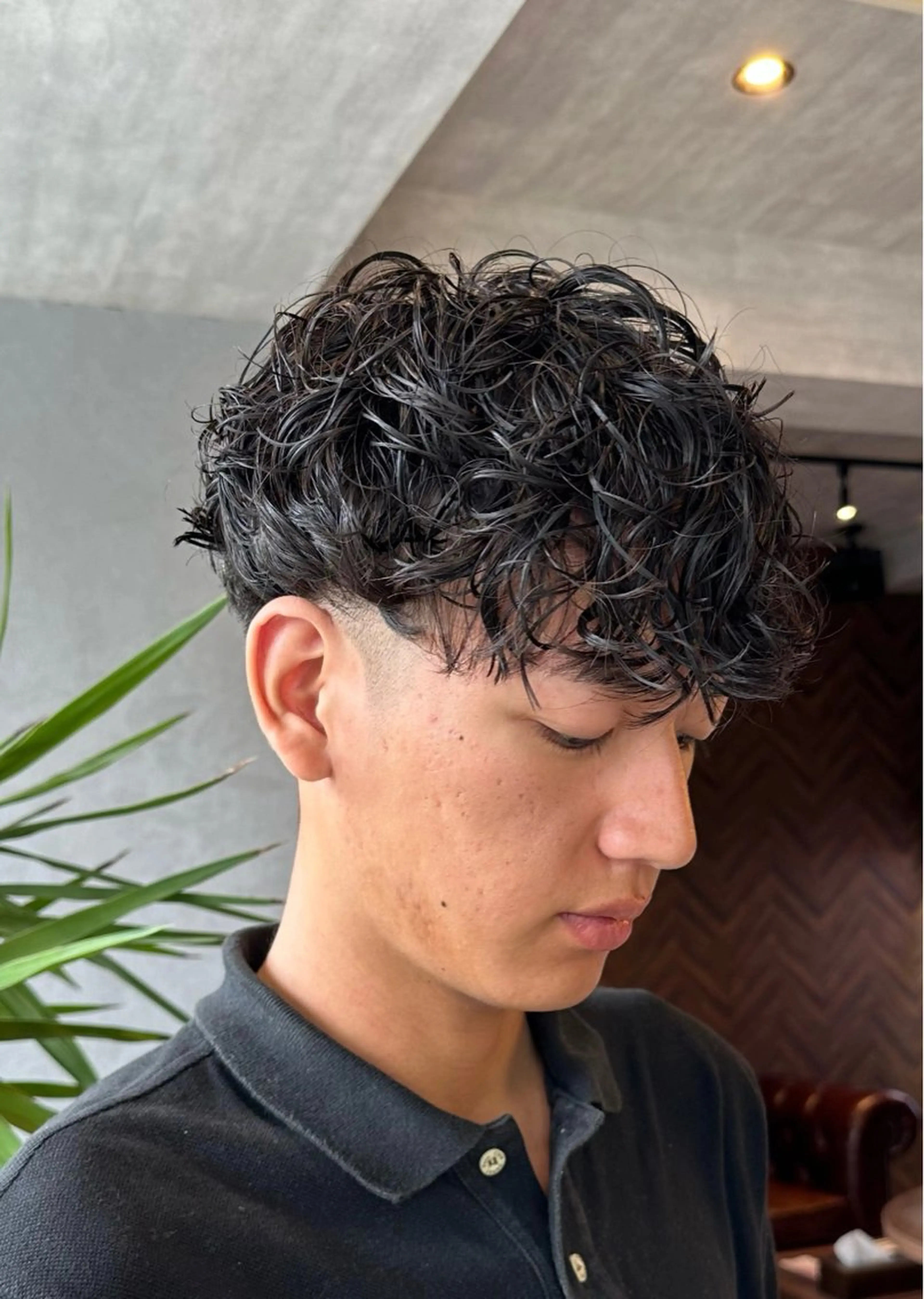 メンズ パーマ 遠藤 日和のヘアスタイル