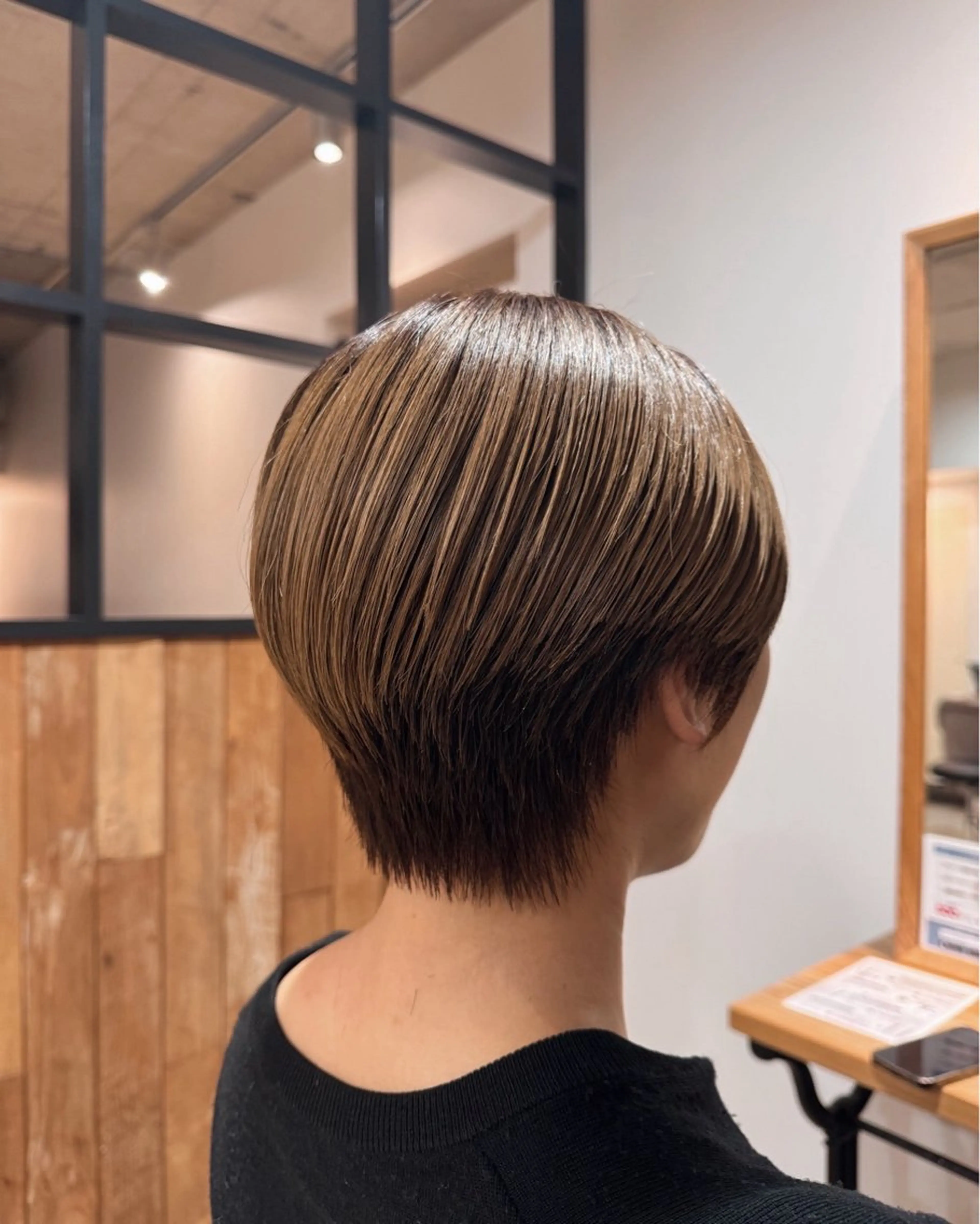 ショート ショートヘア saki/メンズパー マ・デザインカラーのヘアスタイル