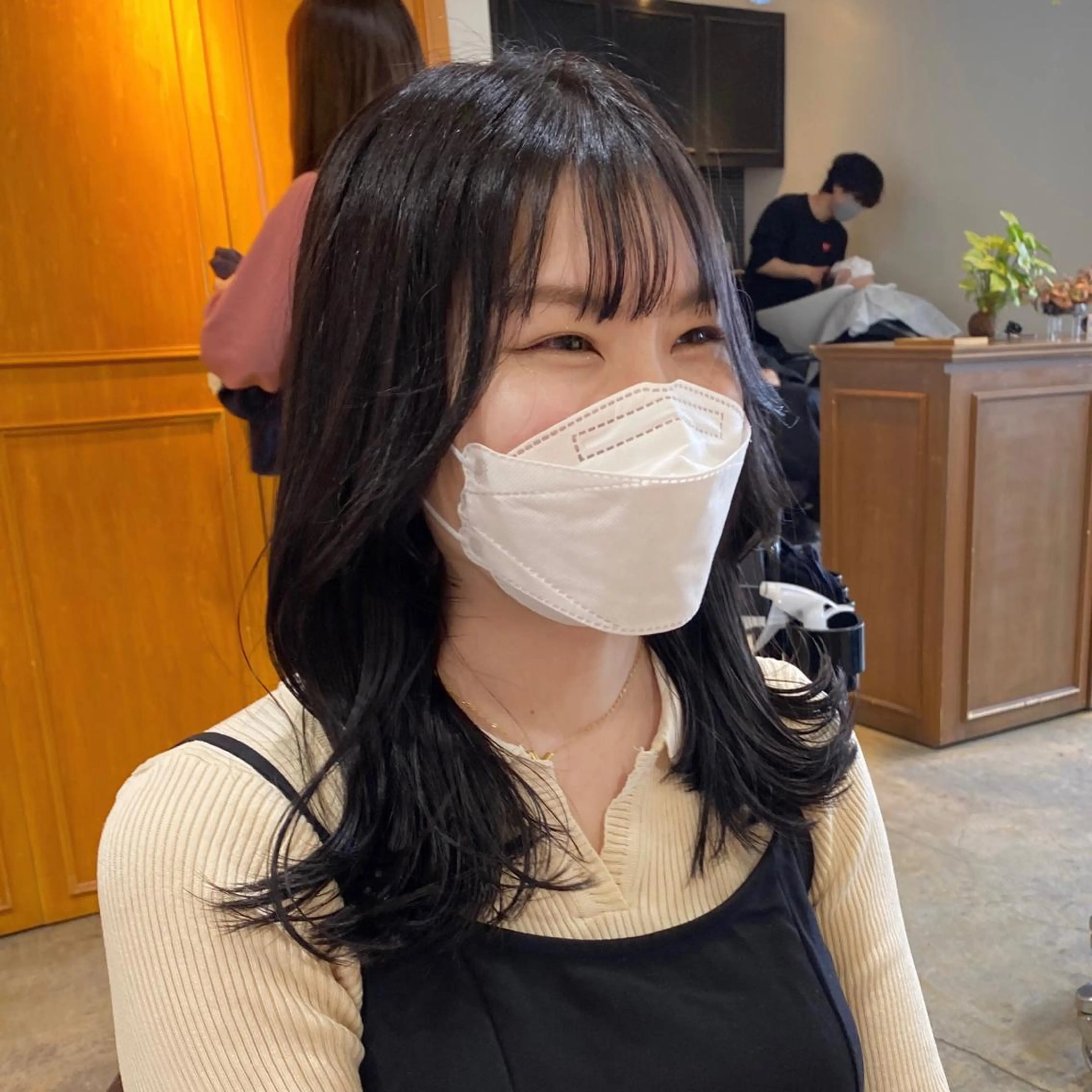 ミディアム カラー グレージュ くびれヘア カット ヘアカラー RIKA韓国ヘア/く びれヘア/上品カラーのヘアスタイル