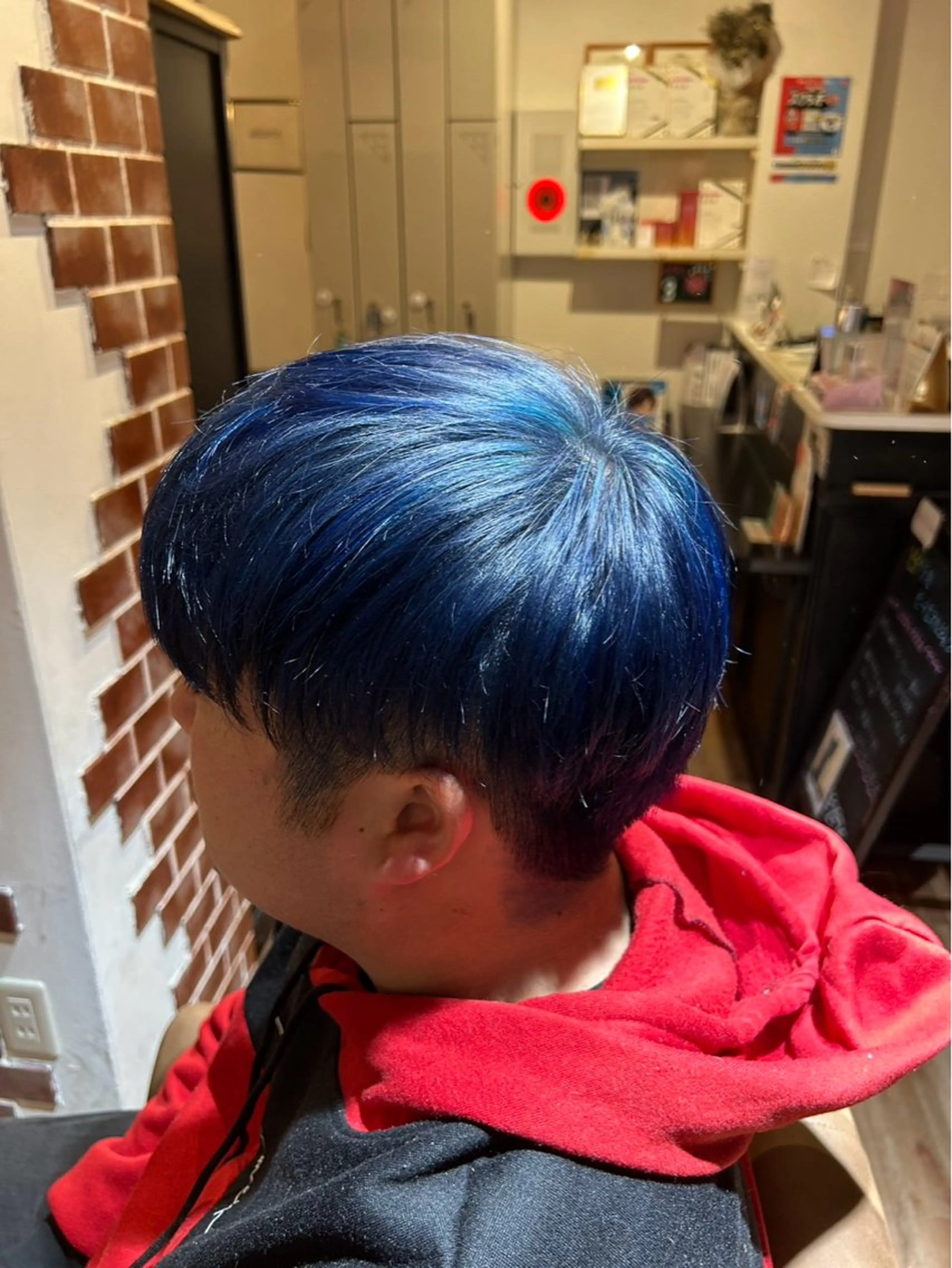 ショート ヘアカラー 高口 小春のヘアスタイル