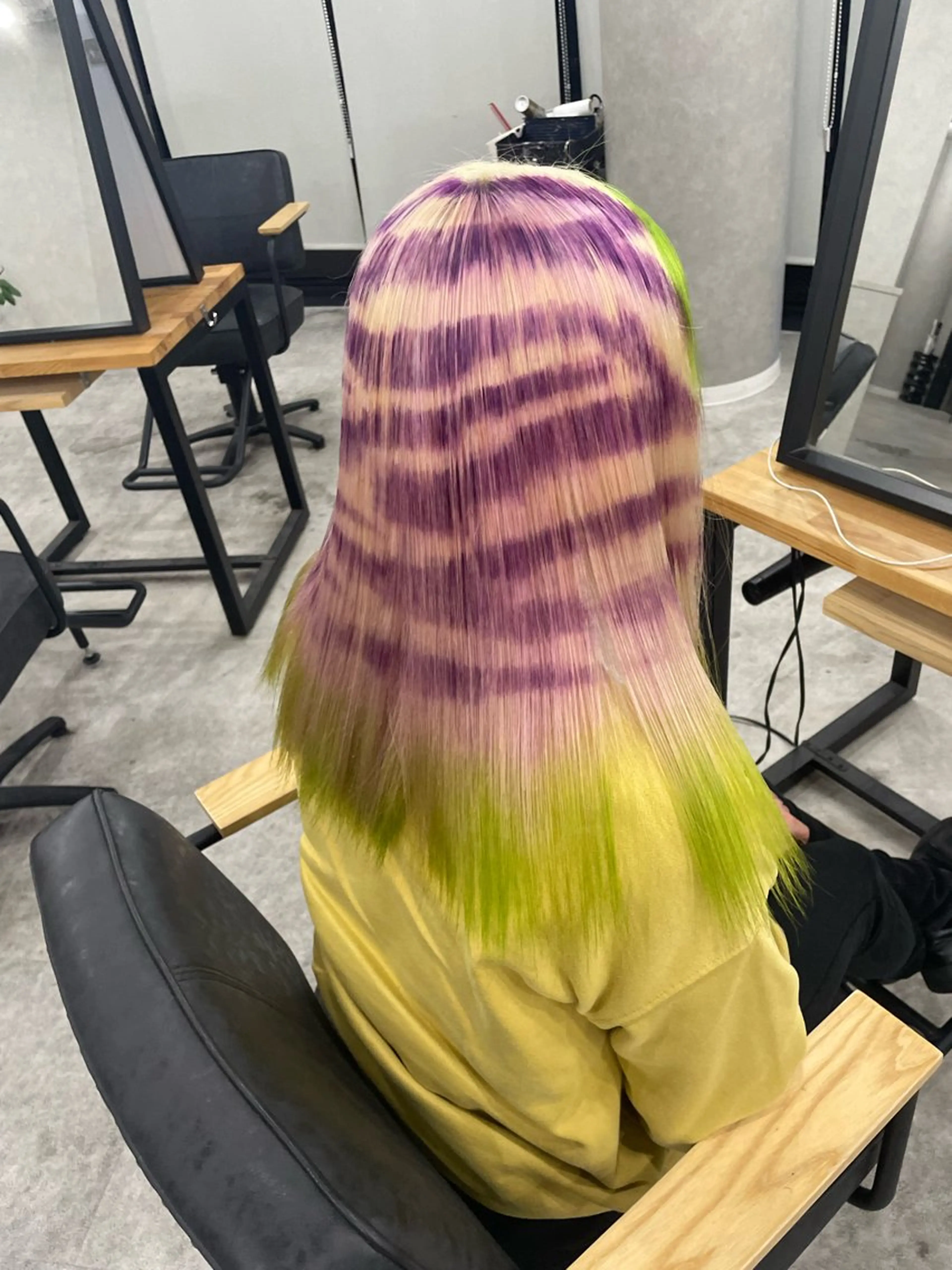 セミロング 梅田韓国ヘア kiara🩷彡のヘアスタイル