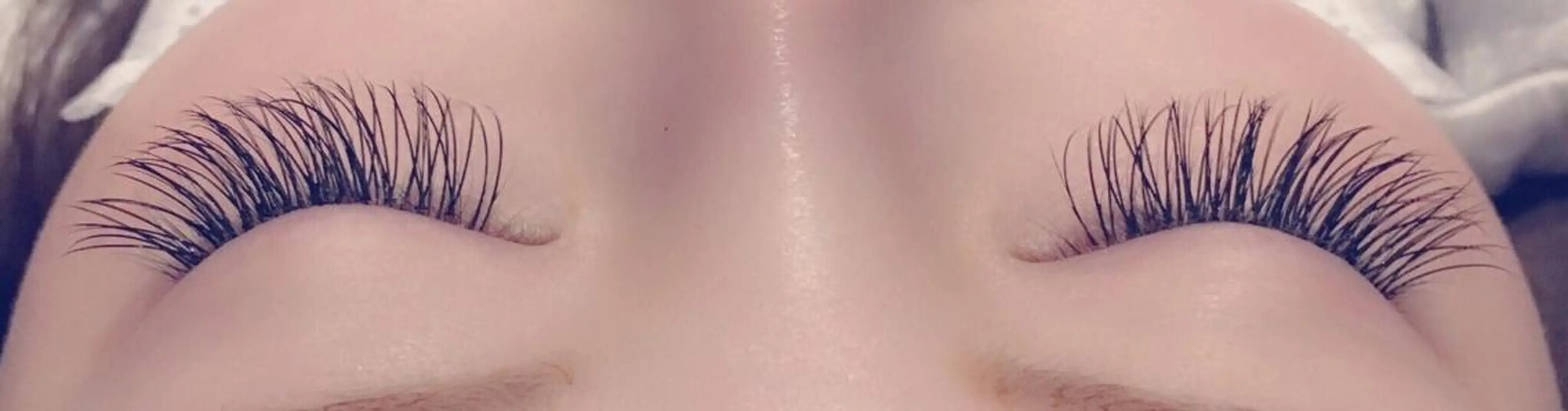 マツエク・マツパ 原 麻耶のヘアスタイル