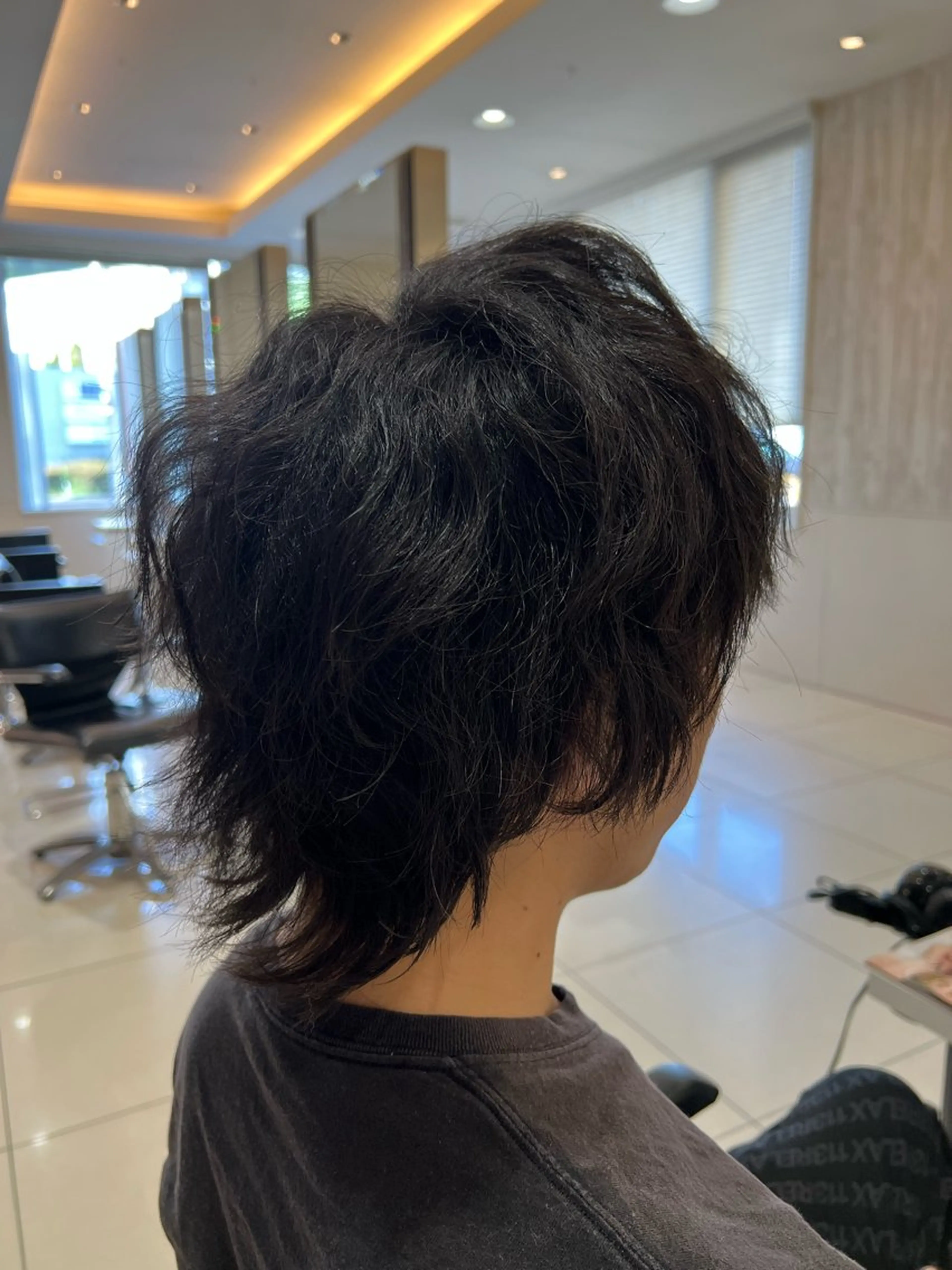 ミディアム メンズ メンズウルフカット くせ毛 ウルフカット QUATRO ほたかのヘアスタイル