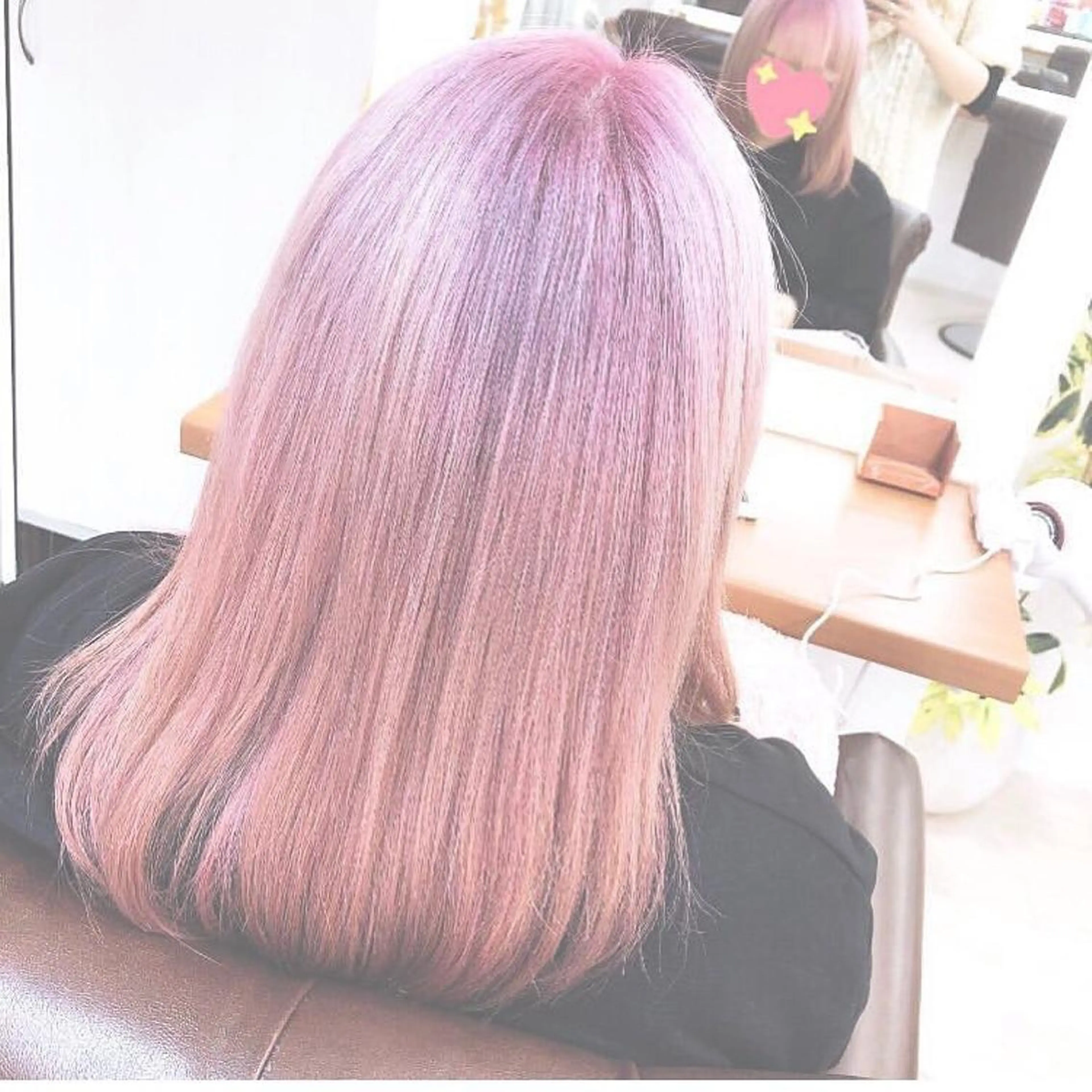 ミディアム カラー ピンクカラー カット ヘアカラー トリートメント ヘアセット Aujua ソムリエ 勝又舞夏のヘアスタイル